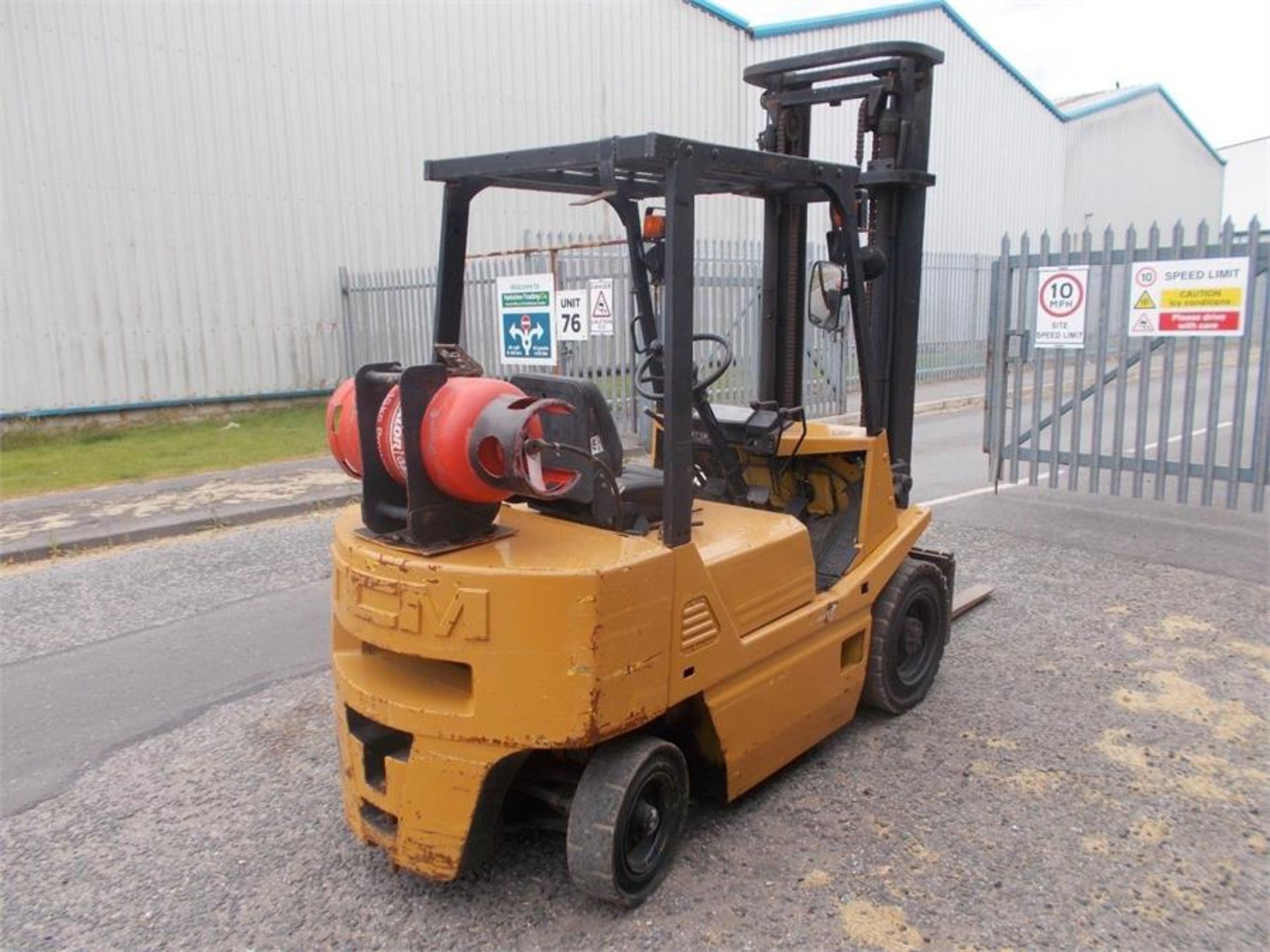 CM FG25 fork lift 2.5 ton Delivery arranged 3.75 metres lift height - Image 8 of 9