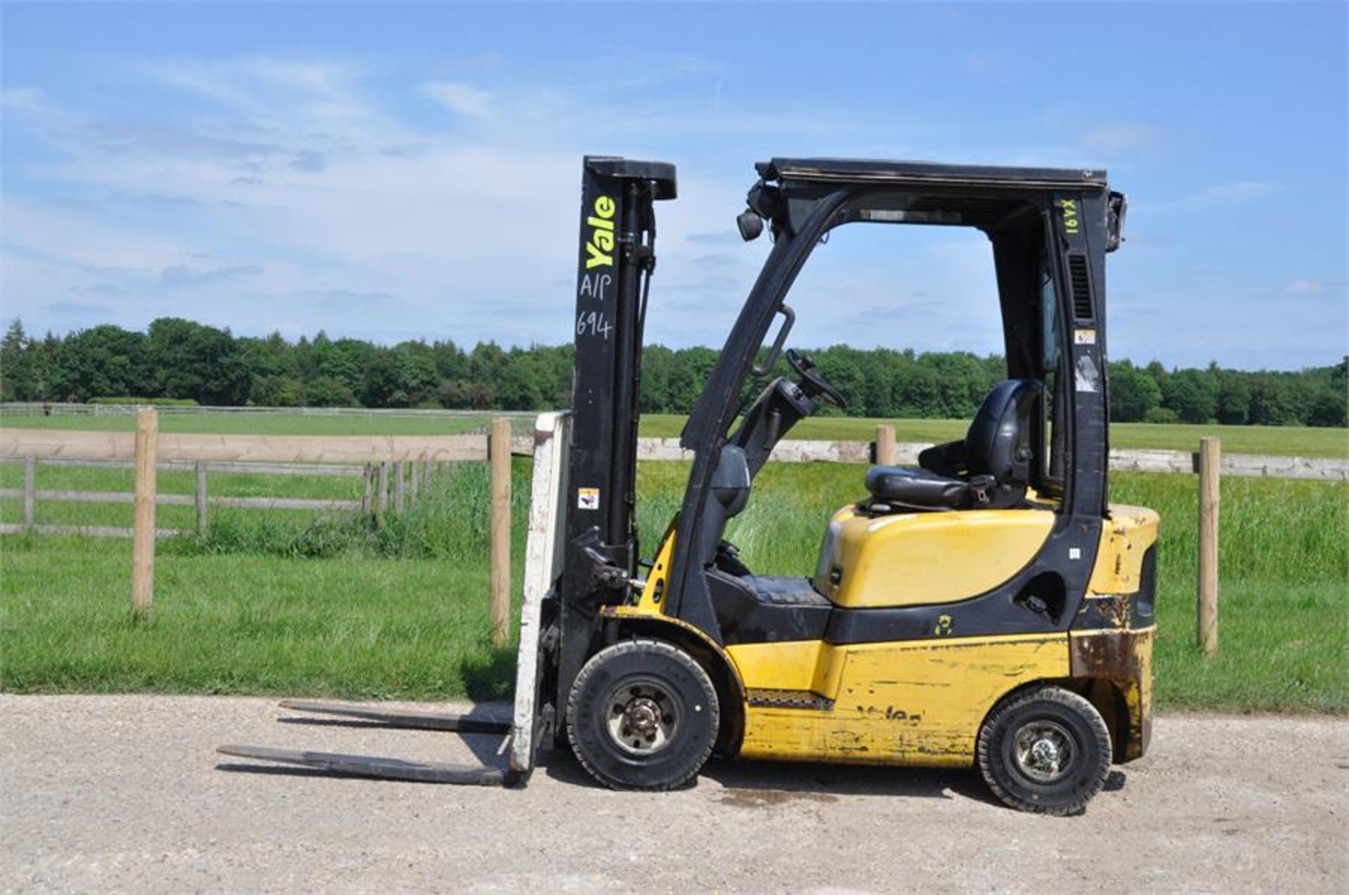 YALE DIESEL FORKLIFT - Bild 10 aus 12