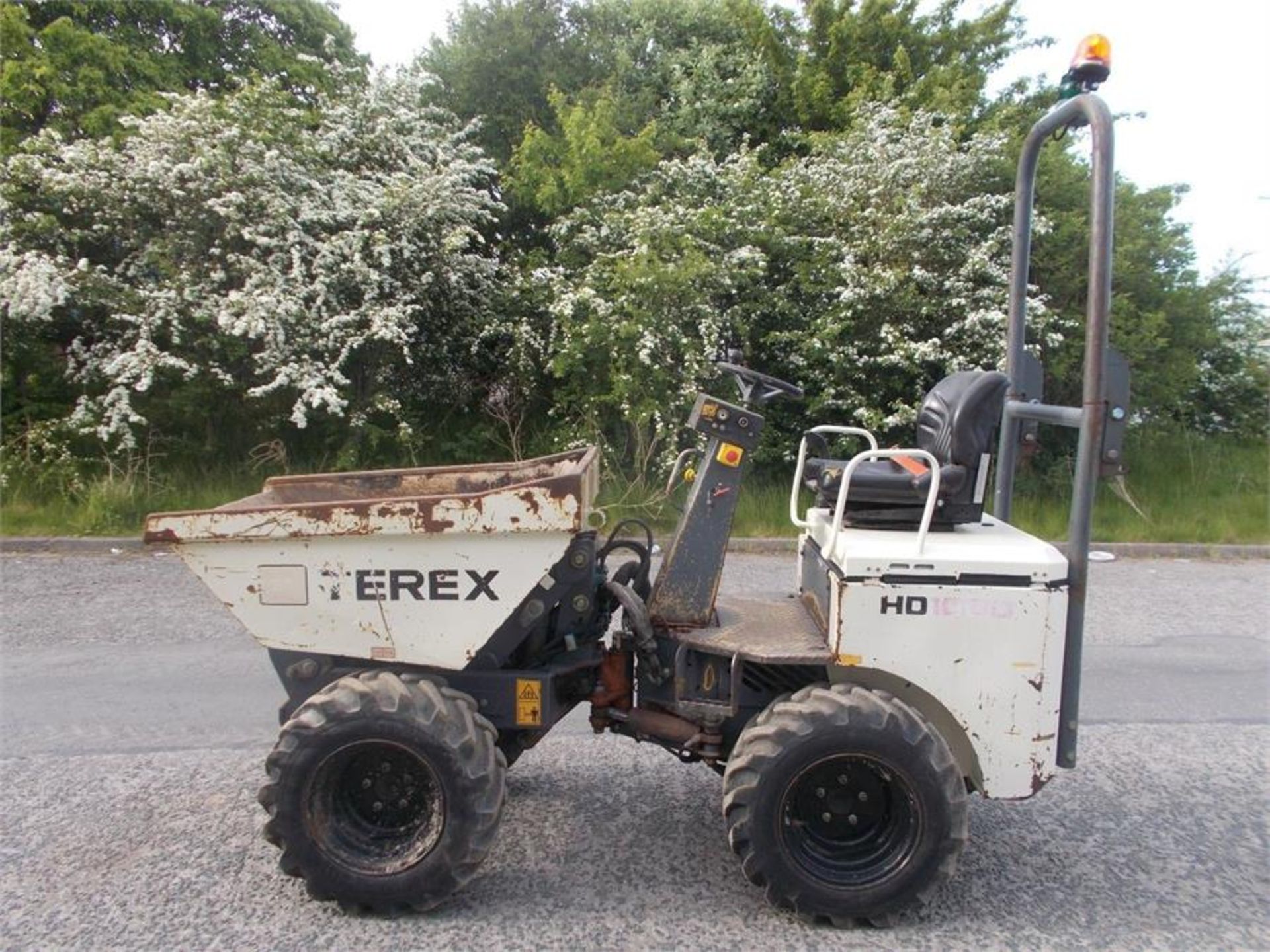 2008 Terex HD1000 1 ton 4X4 High hi skip tip - Image 3 of 10