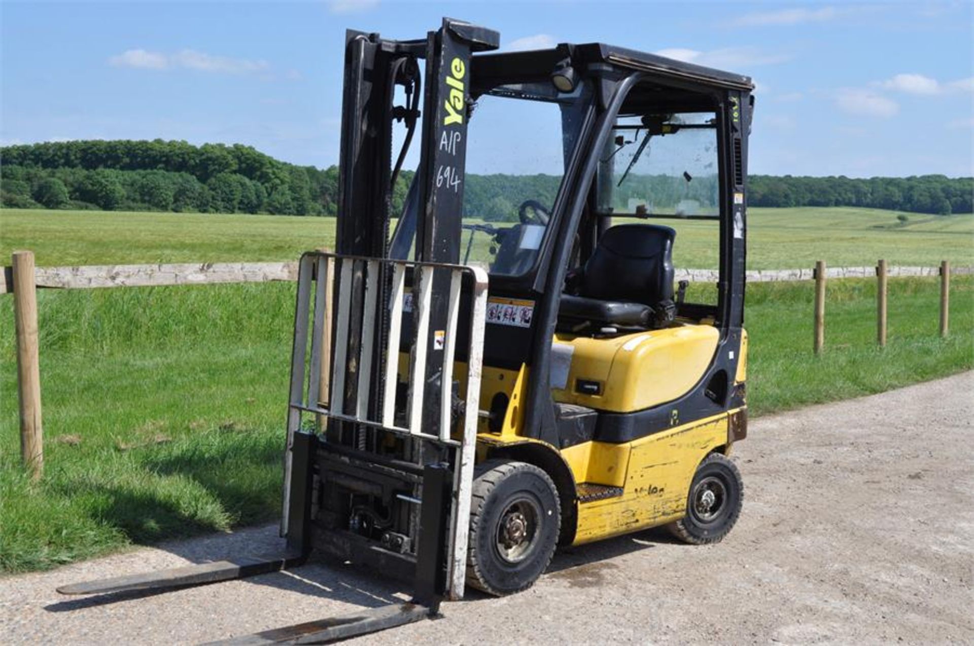 YALE DIESEL FORKLIFT - Bild 11 aus 12