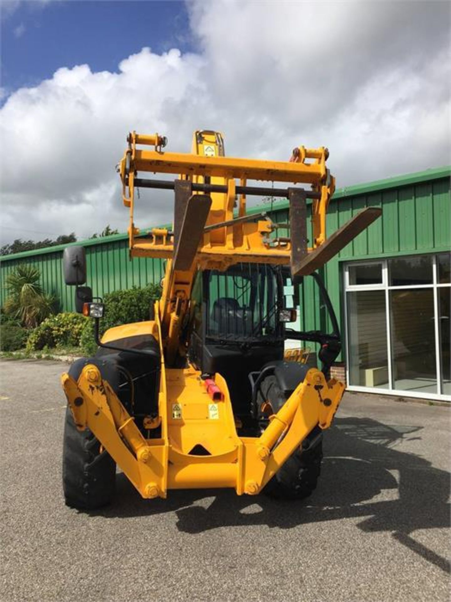 Used JCB 533-105 Telescopic Forklift - Image 5 of 12