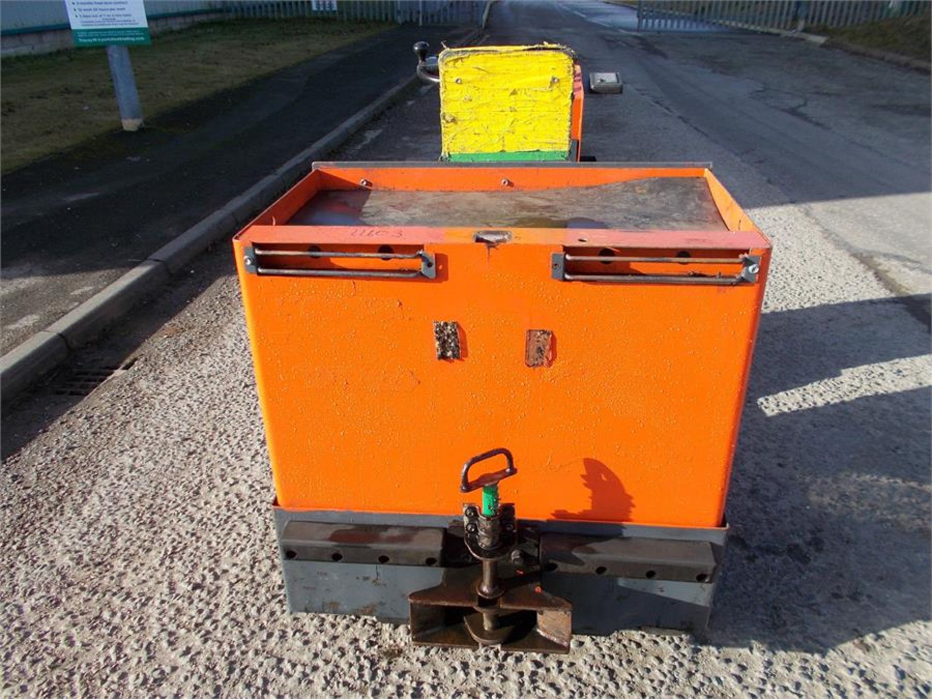 2006 Toyota CBTY 4 tow tractor aviation tug caravan / trailer mover 4000kg tow - Bild 3 aus 4