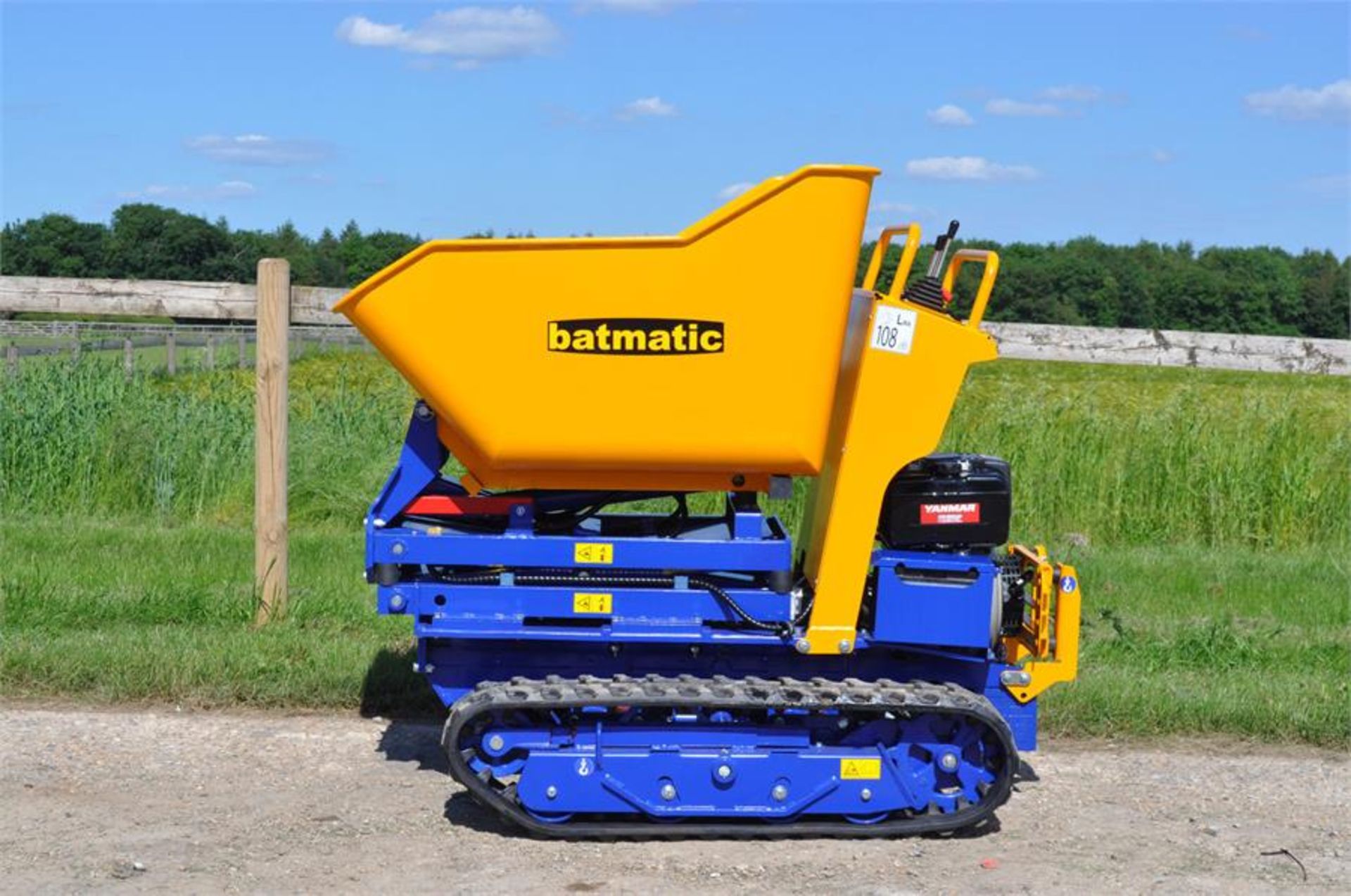 BATMATIC TRACKED MINI DUMPER / BARROW DIESEL Engine - Image 9 of 12