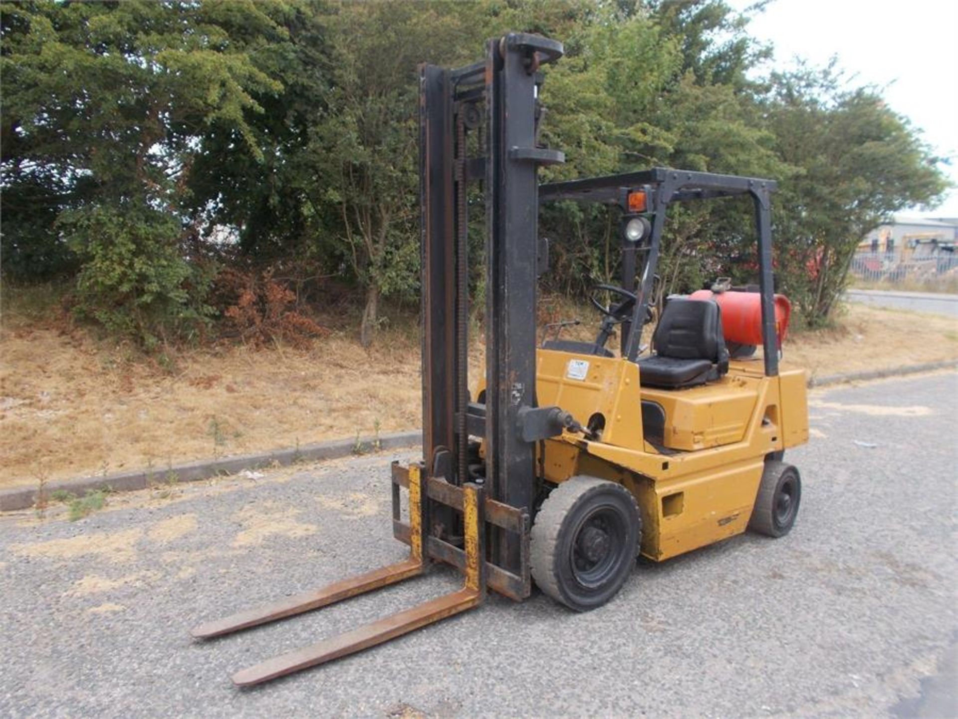 CM FG25 fork lift 2.5 ton Delivery arranged 3.75 metres lift height - Image 4 of 9