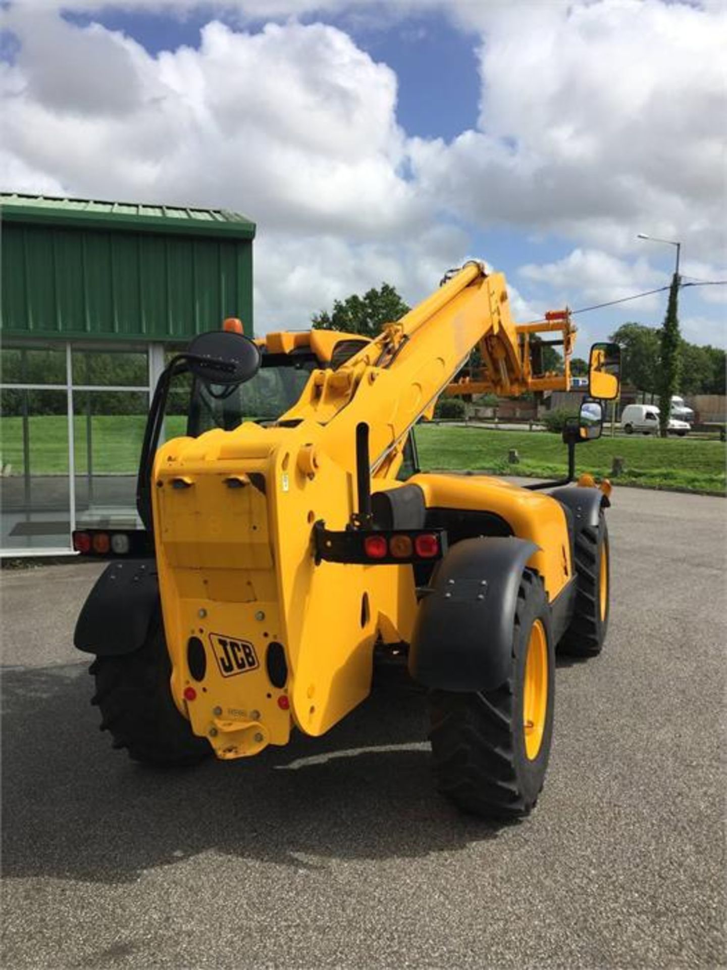 Used JCB 533-105 Telescopic Forklift - Image 4 of 12