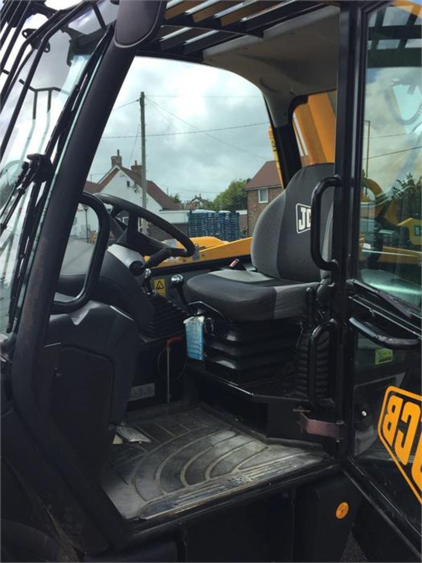 Used JCB 533-105 Telescopic Forklift - Image 9 of 12