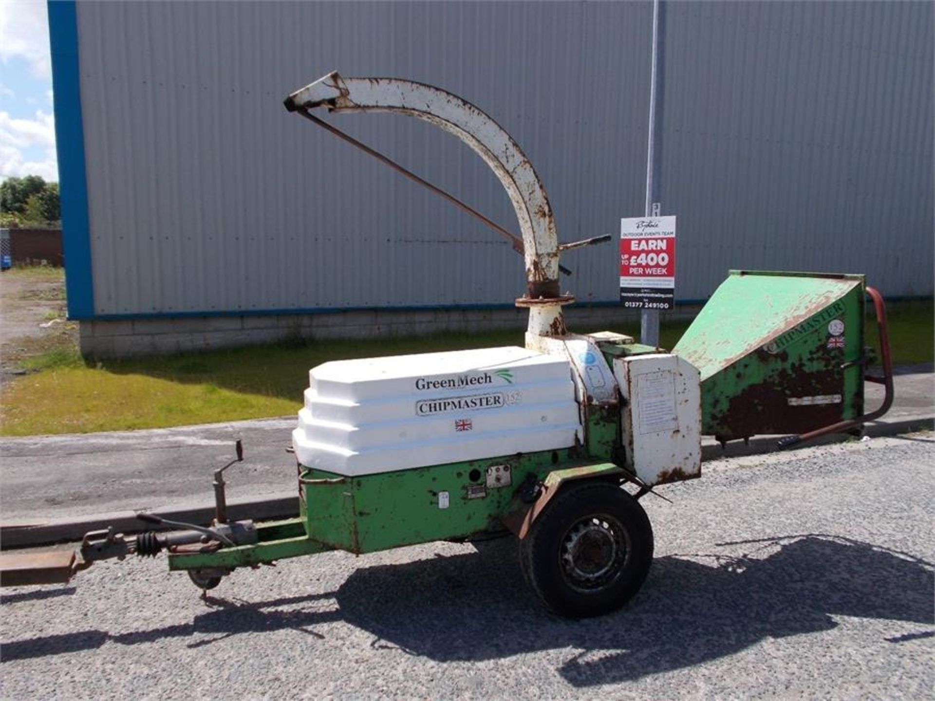 Greenmech CM152 6 inch towable wood chipper shredder diesel twin roller trailer - Image 3 of 6