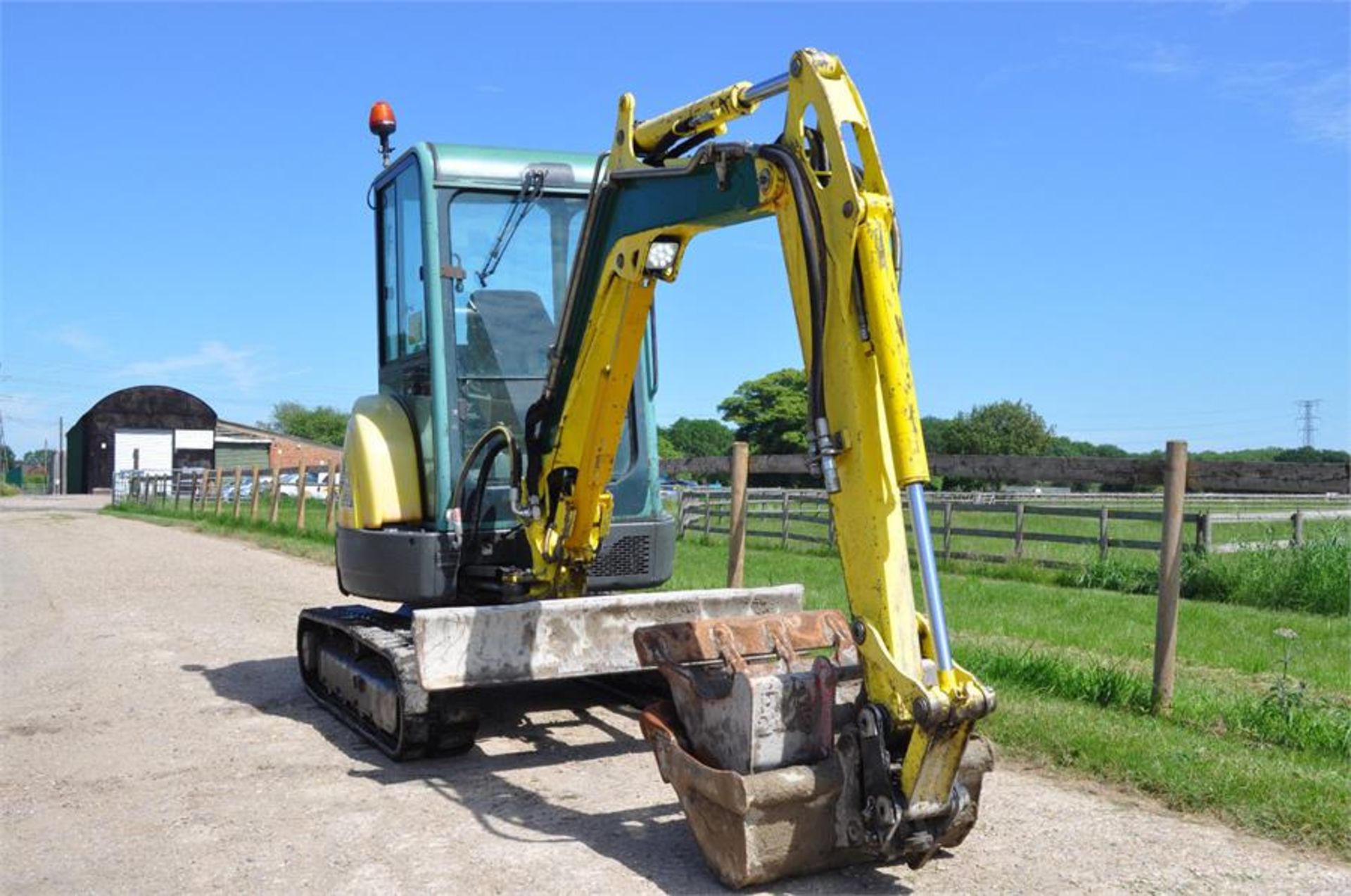 YANMAR VIO30-3 3.2t Full Cab y2009