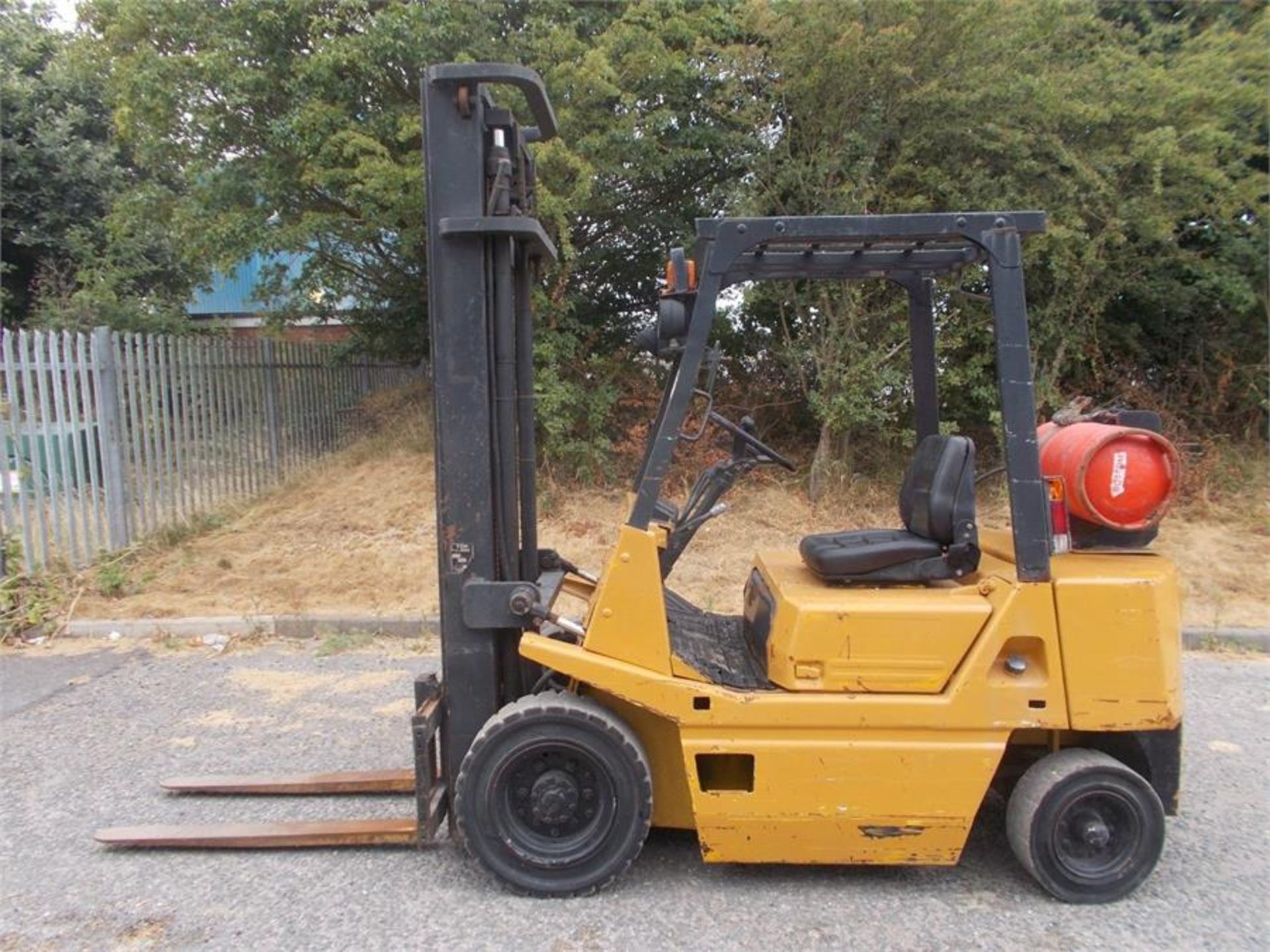 CM FG25 fork lift 2.5 ton Delivery arranged 3.75 metres lift height