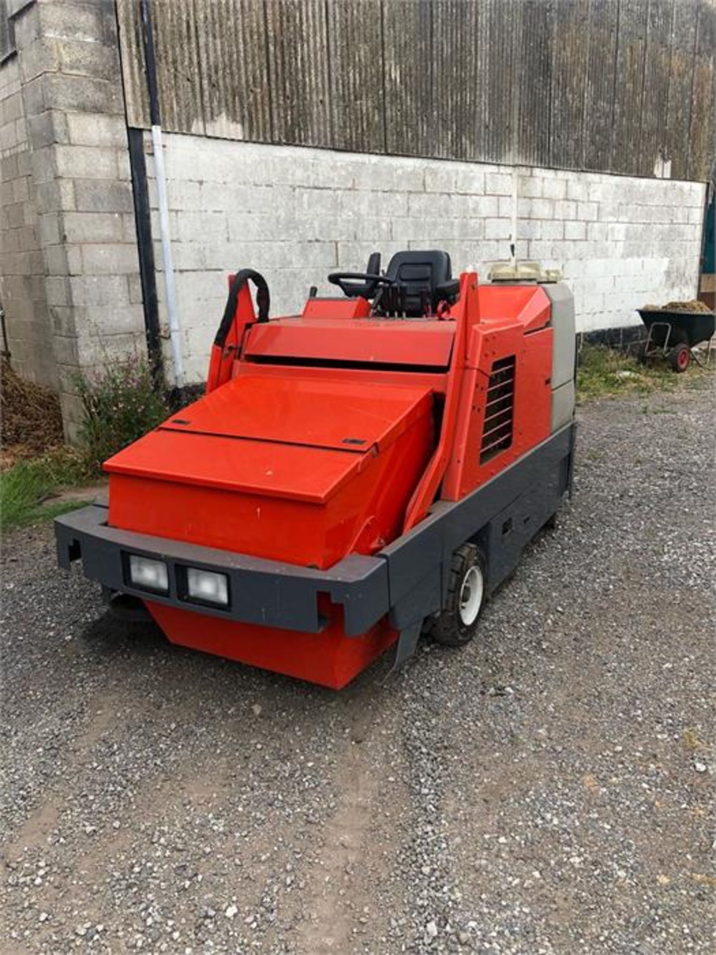 2005 kubota Minuteman power boss sweeper