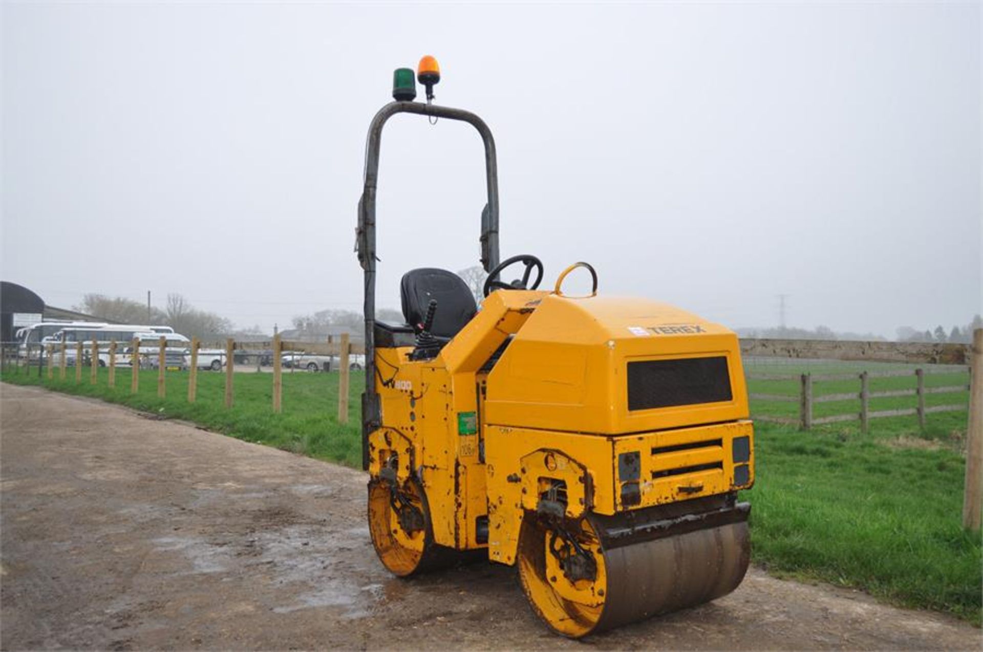 TEREX DOUBLE DRUM VIBRATING ROLLER (Kubota Engine) - Image 9 of 9