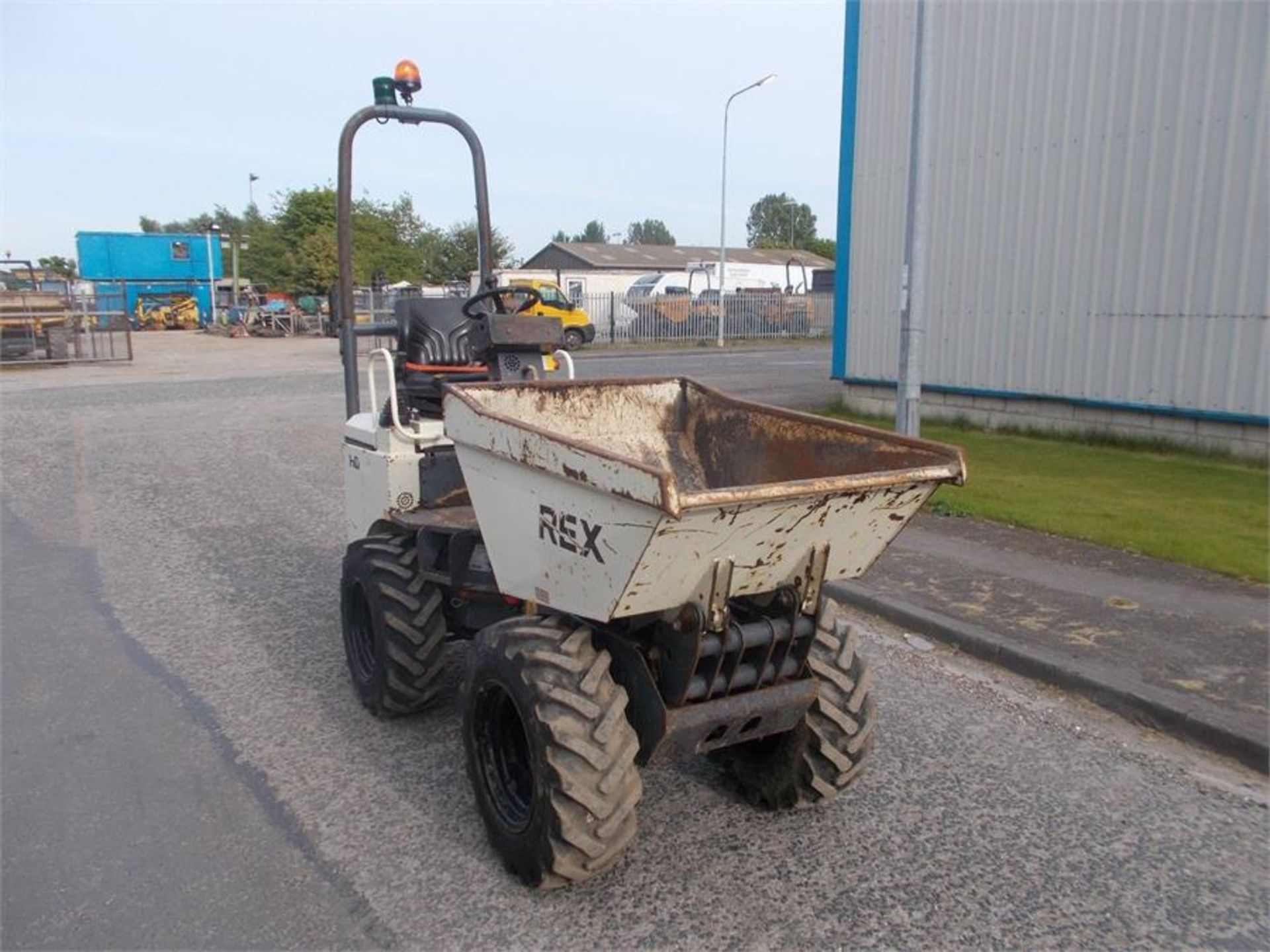 2008 Terex HD1000 1 ton 4X4 High hi skip tip - Image 4 of 10