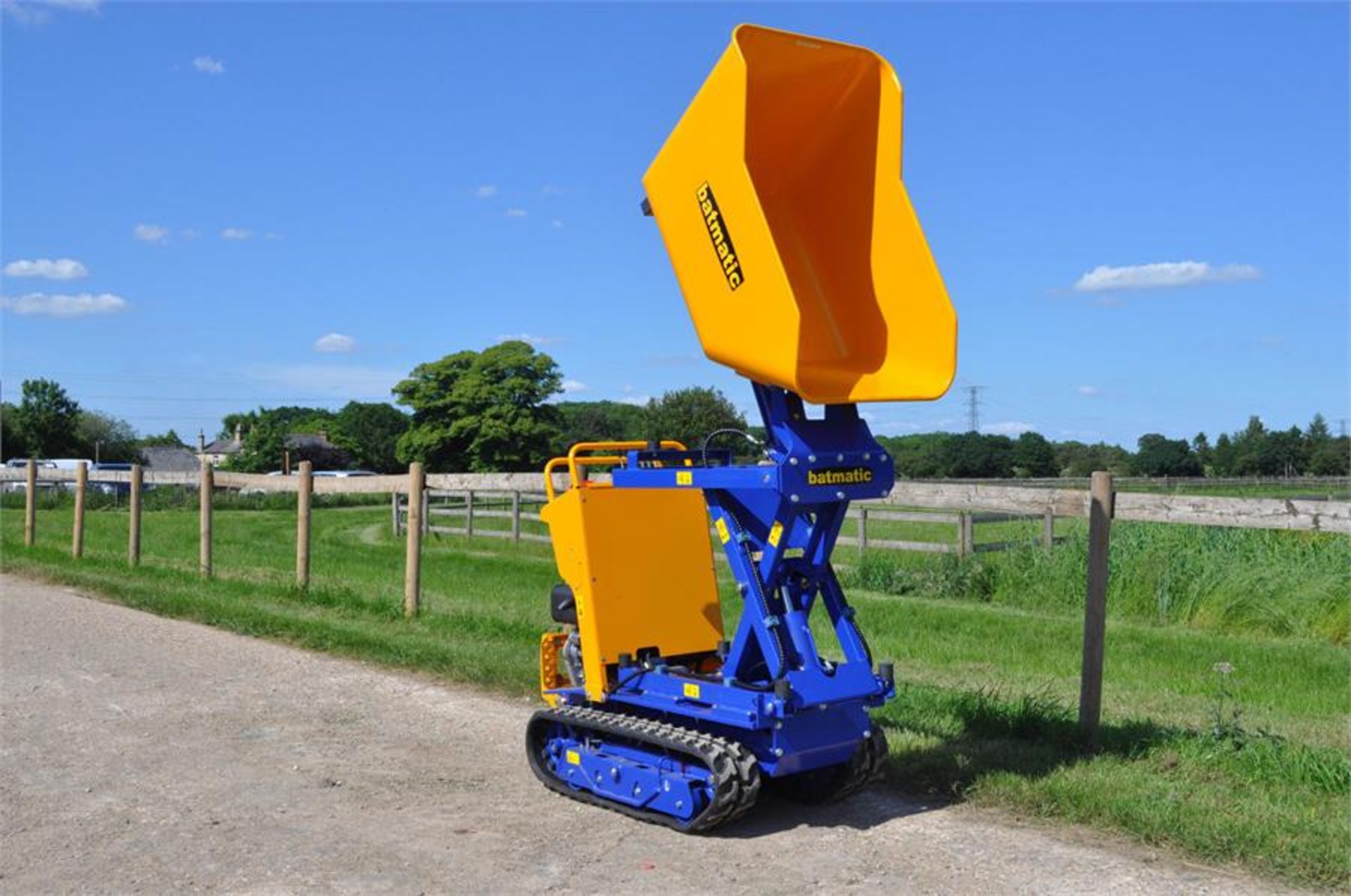 BATMATIC TRACKED MINI DUMPER / BARROW DIESEL Engine - Image 6 of 12