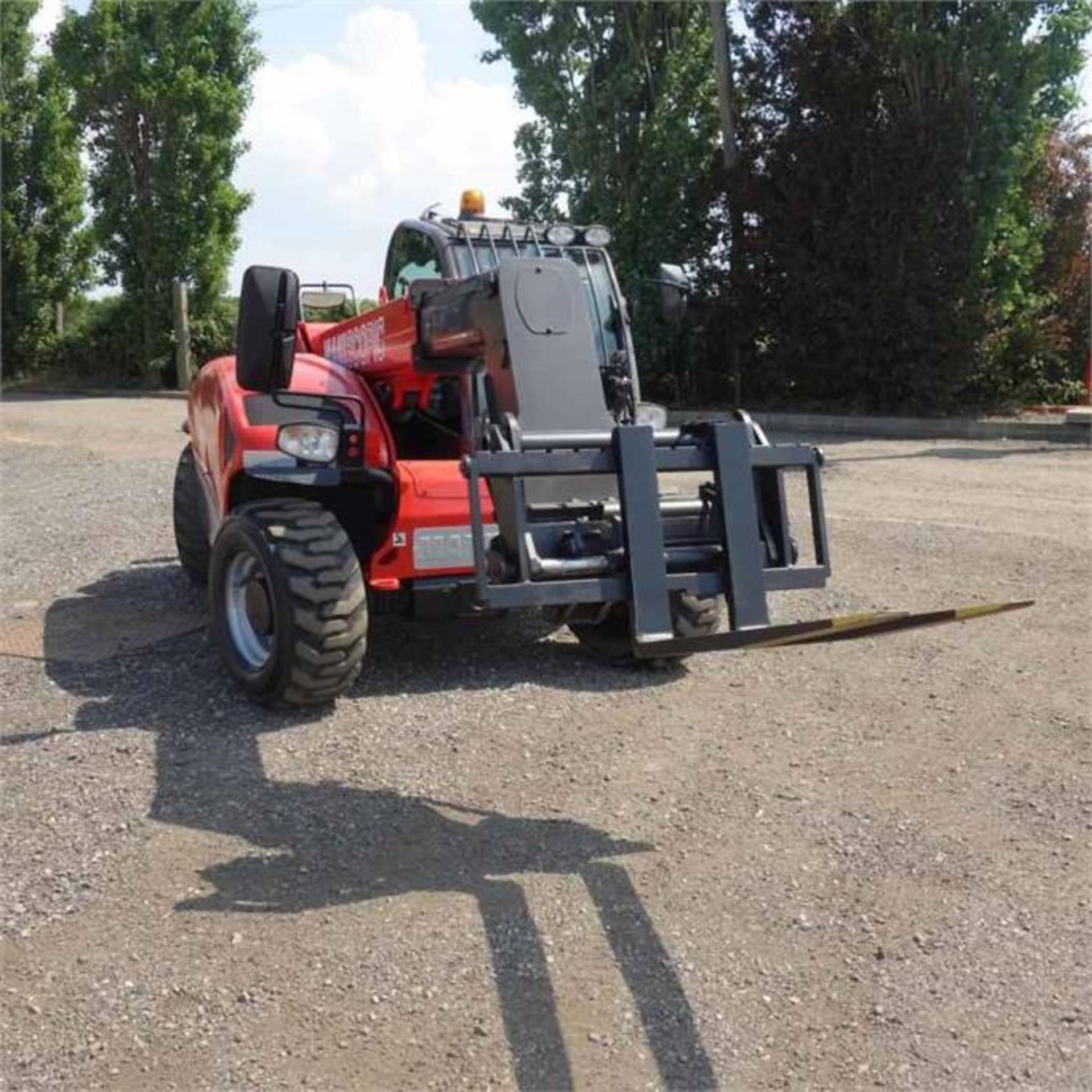 Manitou MT625 Telehandler (2012) - Image 8 of 15