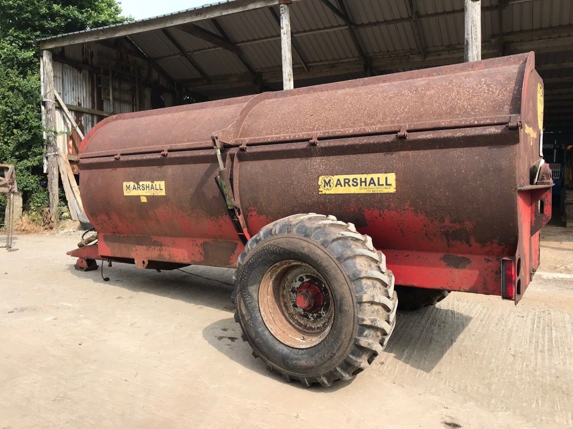 Marshall 105 Dung Spreader, 2010 - Image 3 of 10