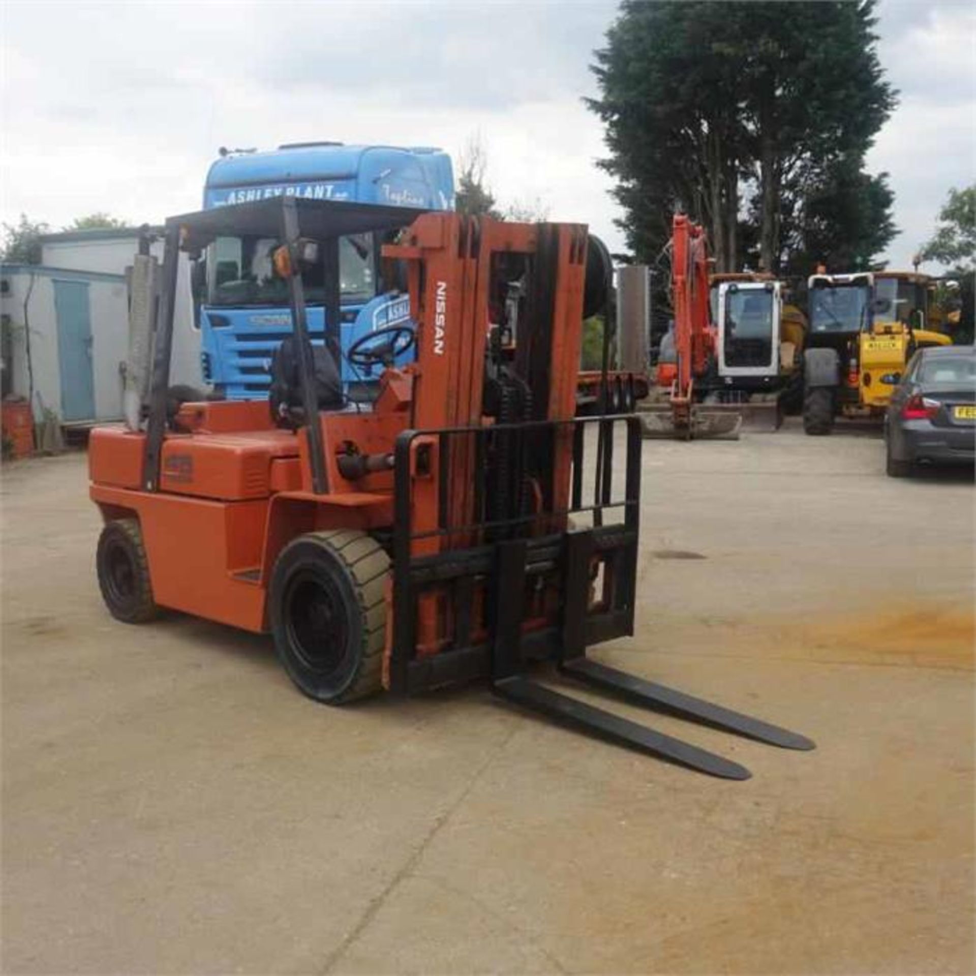 NISSAN FORKLIFT 2004