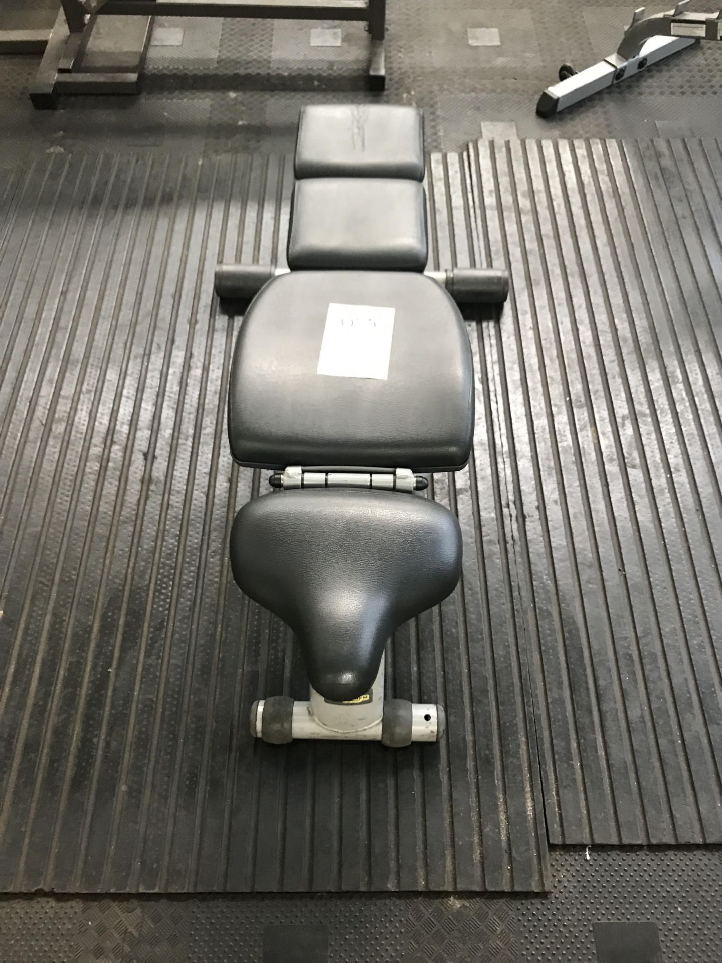 Technogym Weights Bench - Image 4 of 5