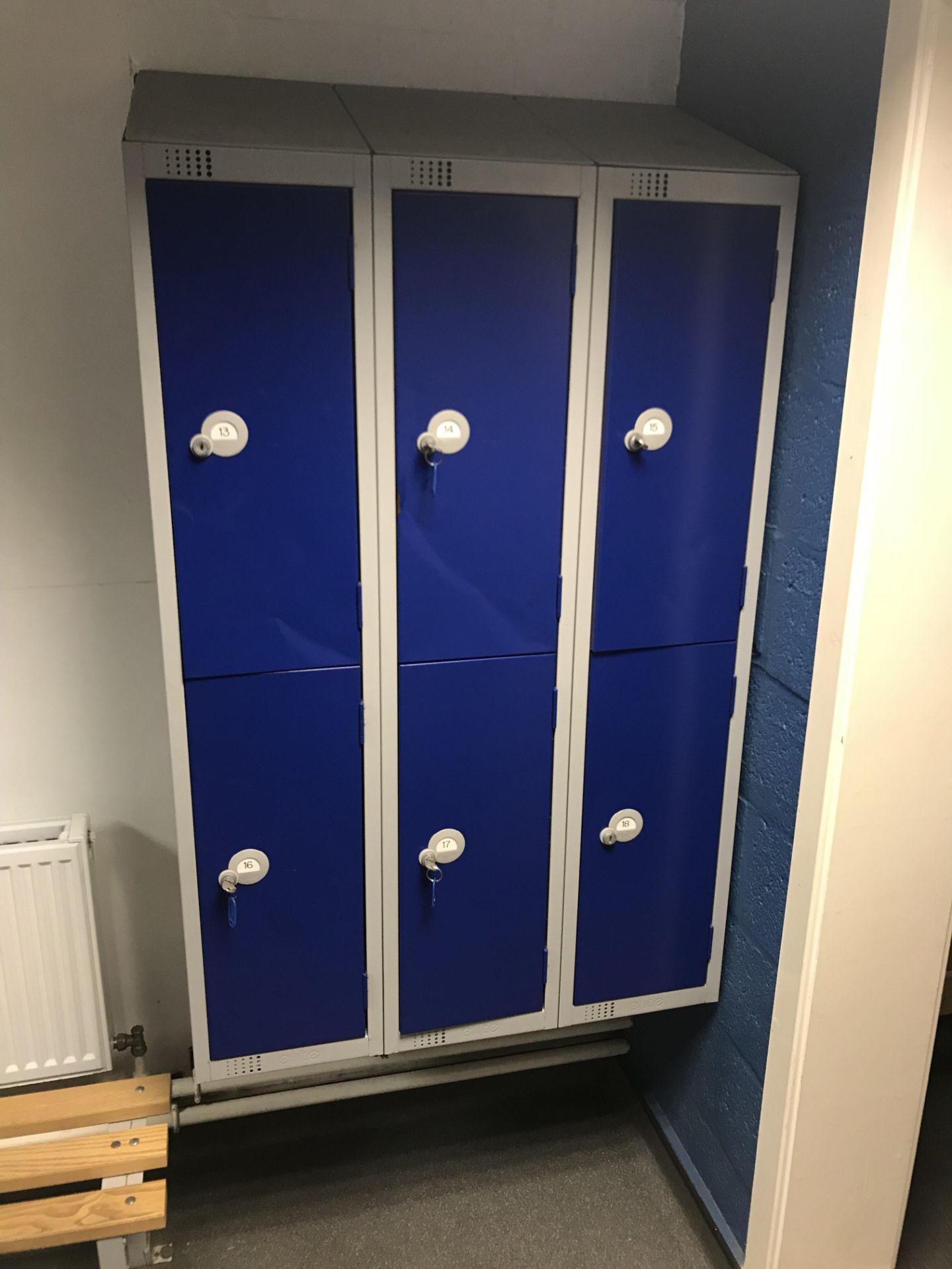 Lockers - Image 2 of 5