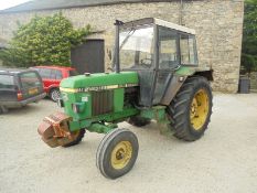 John Deere 2140 tractor