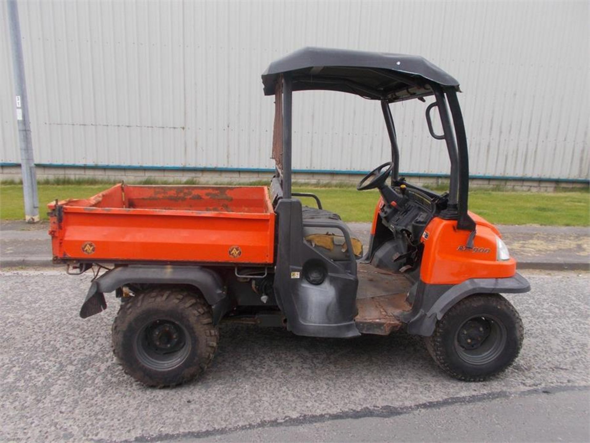 2005 Kubota - Image 4 of 11