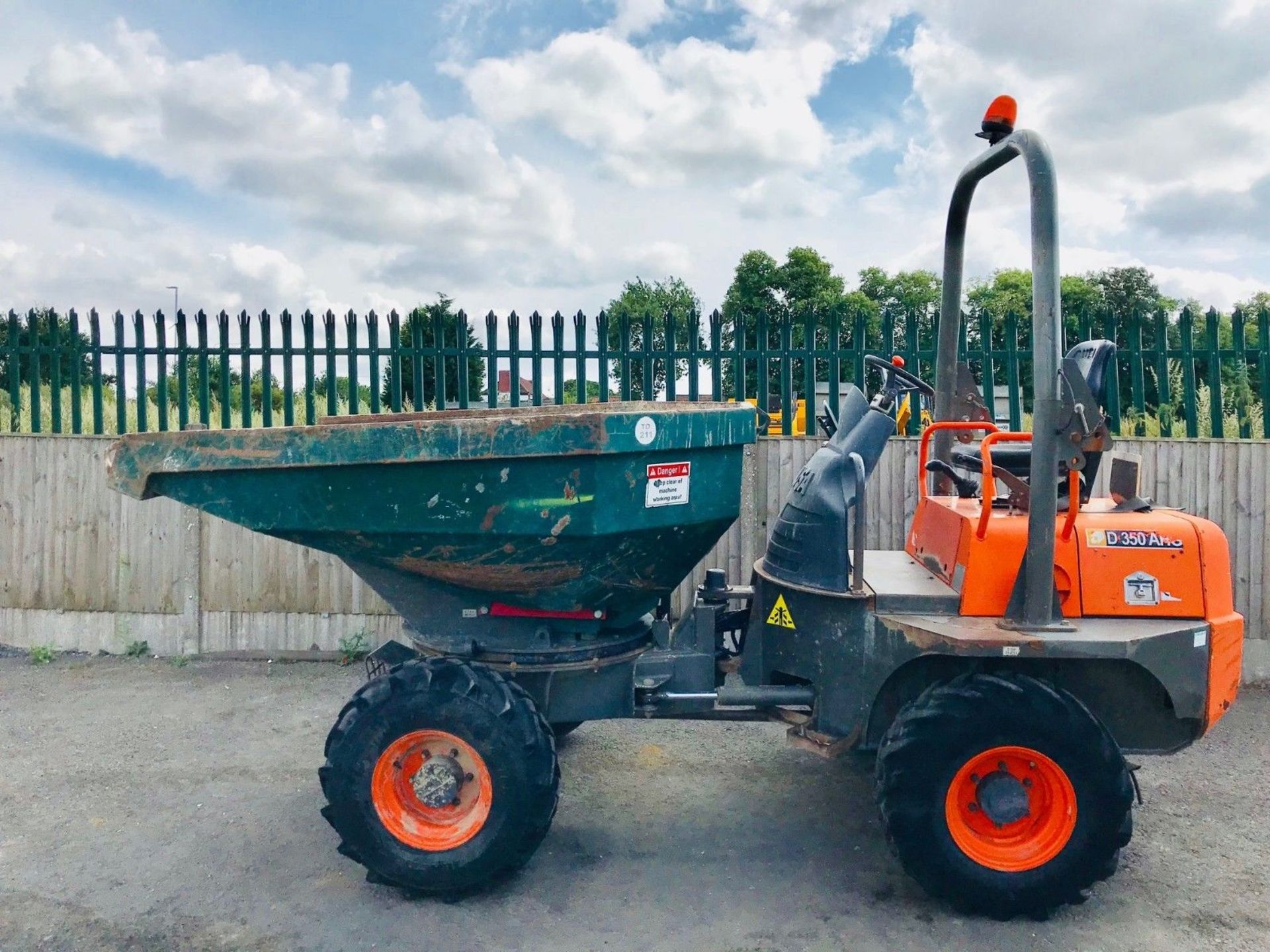 Ausa D350AHG Swivel Tip Dumper 2011