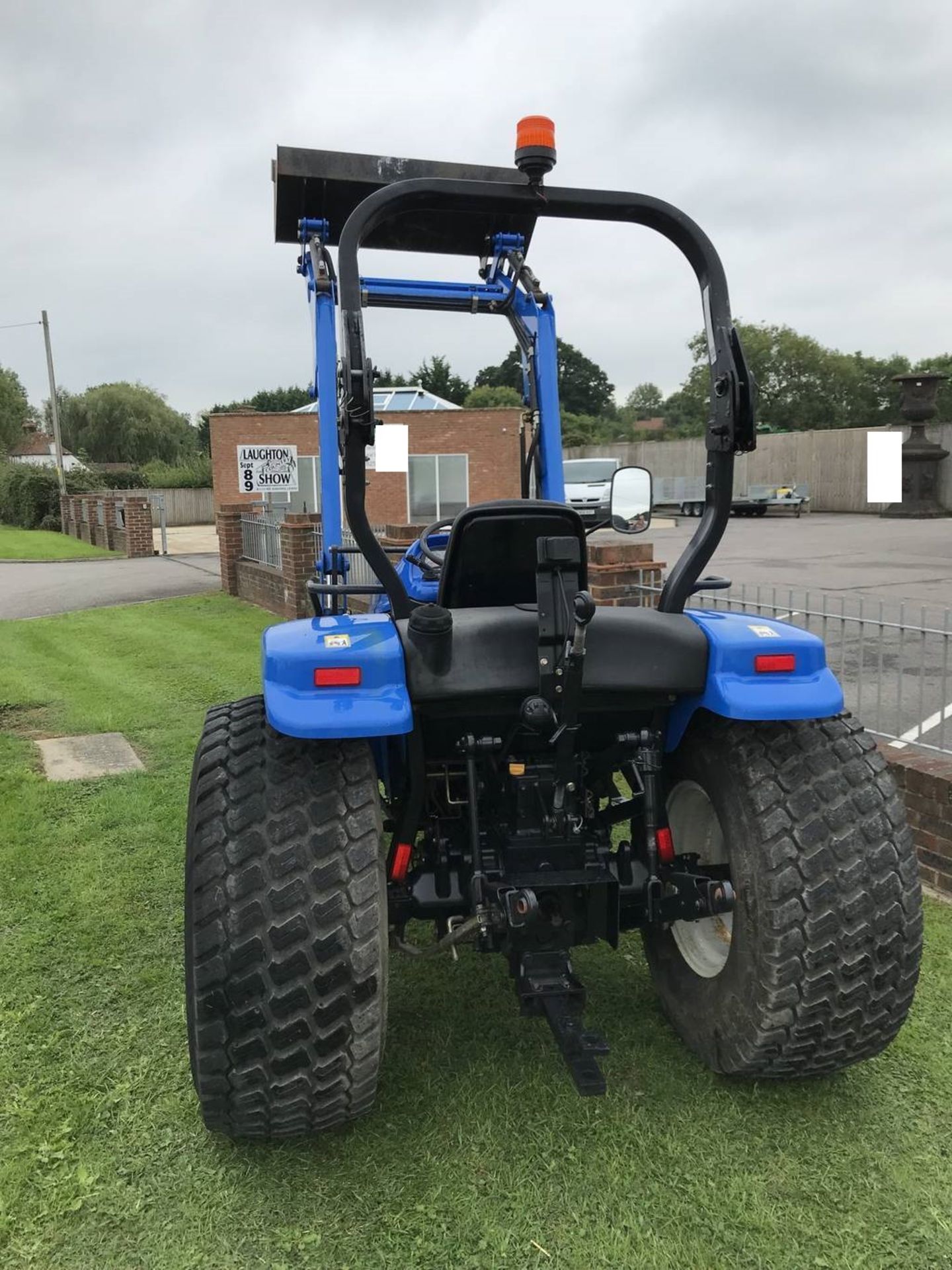 New Holland TC45D Compact Tractor - Image 8 of 12