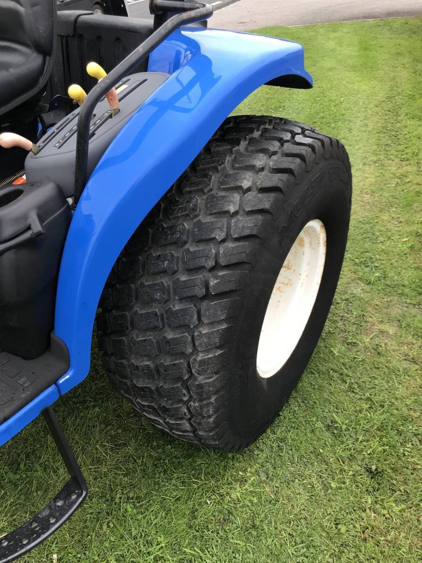 New Holland TC45D Compact Tractor - Image 10 of 12
