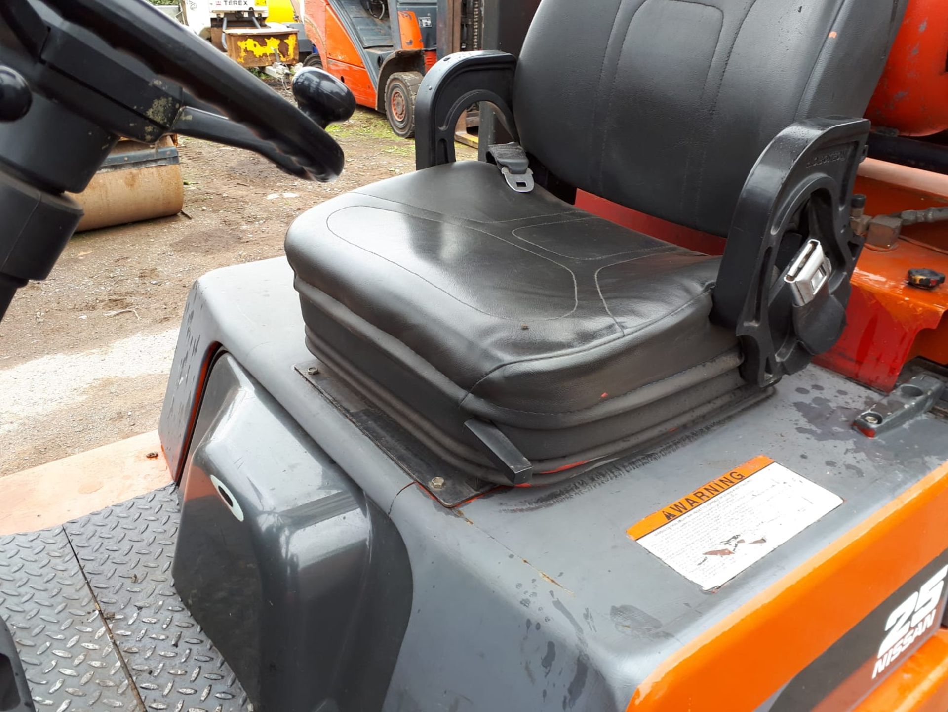 Nissan LPG Forklift Duplex Clear View Mast Low Hours - Image 6 of 8