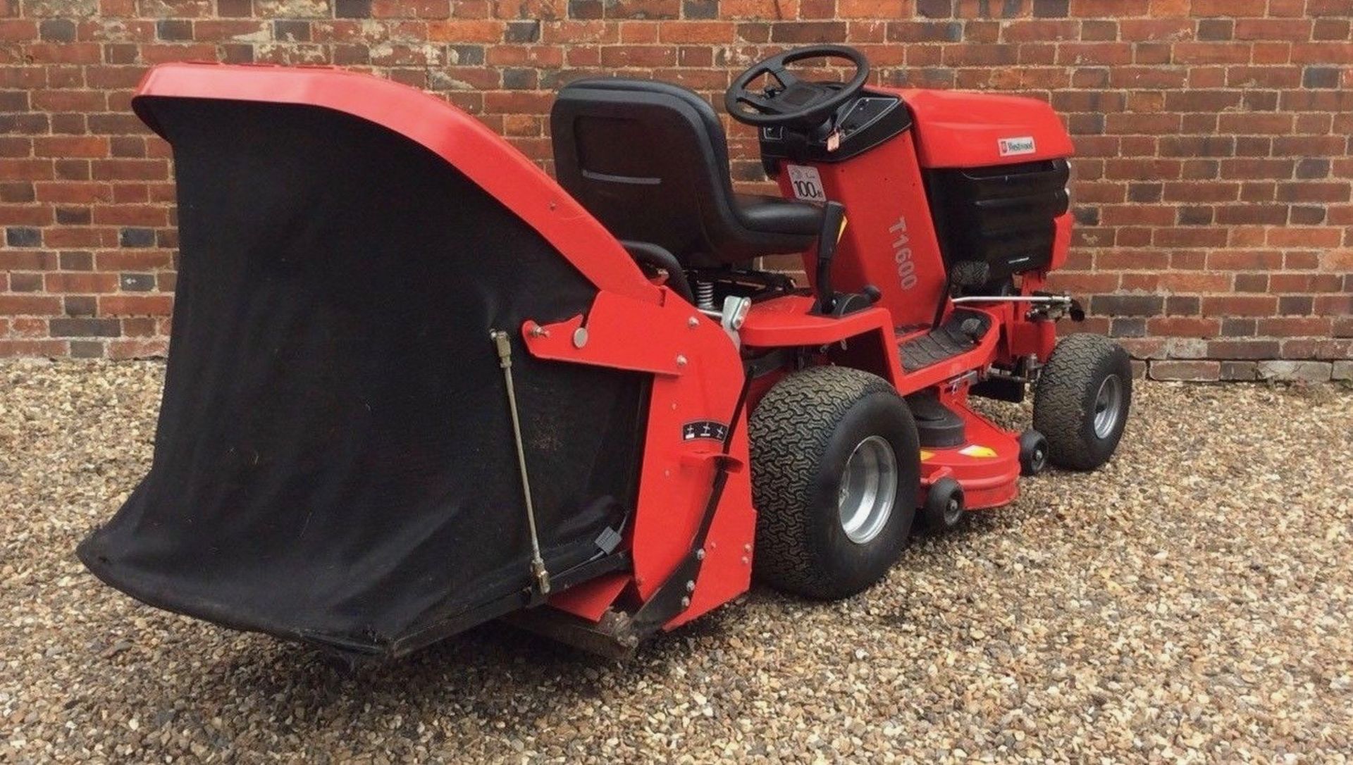 Westwood T1600H Ride On Mower 16 Hp Kawasaki Sit On Lawn Compact Tractor - Bild 5 aus 10