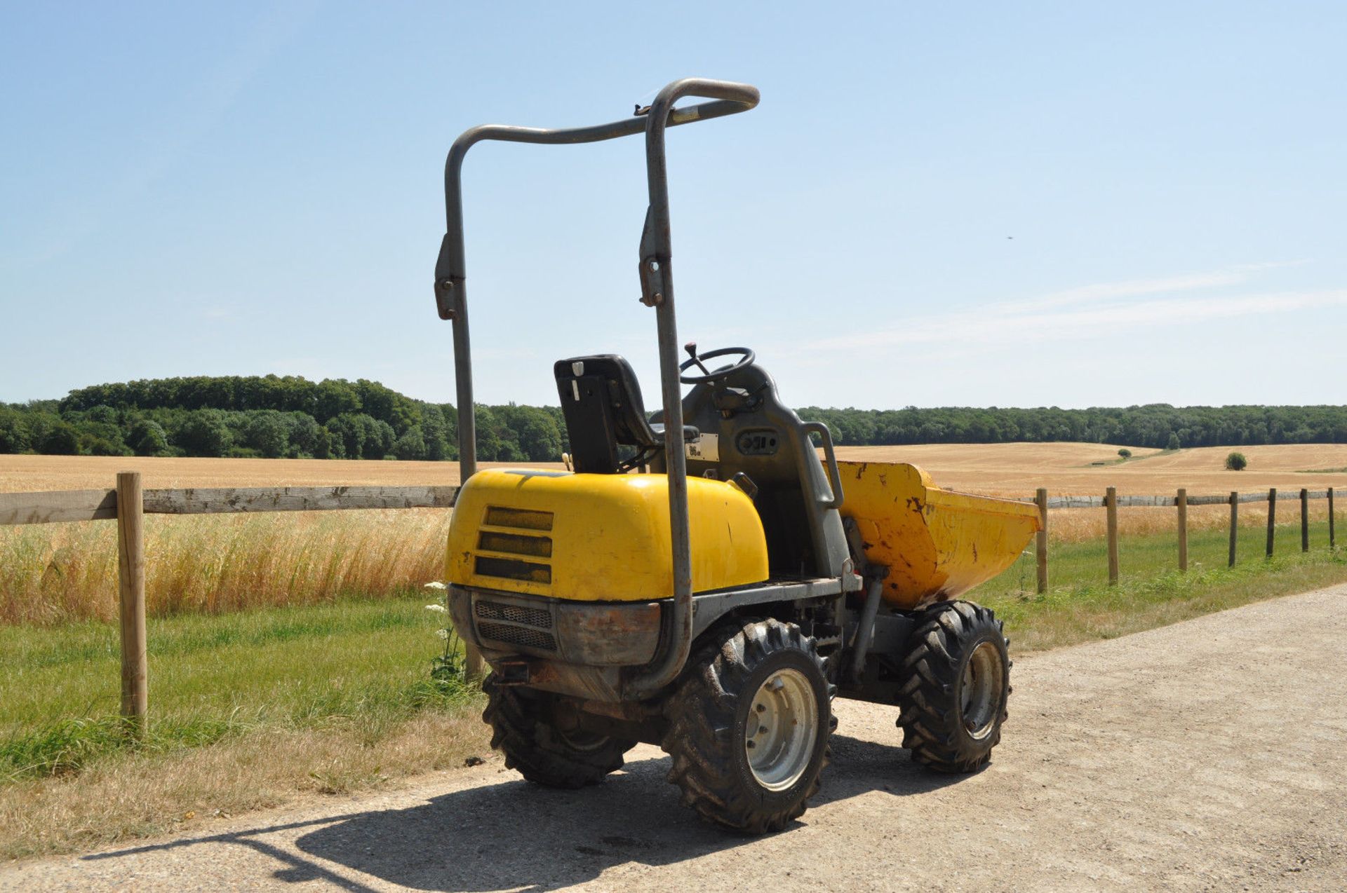 Lifton Neuson 850 High Tip Dumper - Image 15 of 35