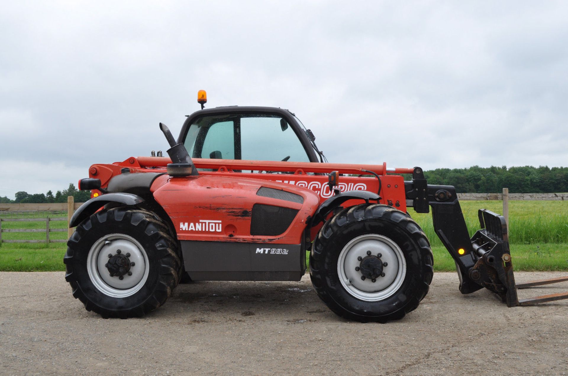 Manitou MT 932 Telehandler - Image 9 of 36