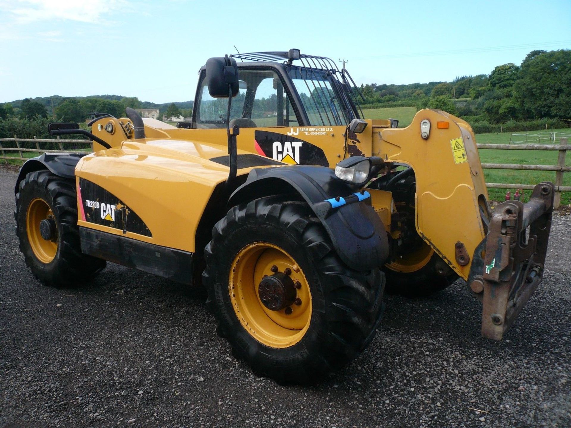 CAT Telehandler 220 B