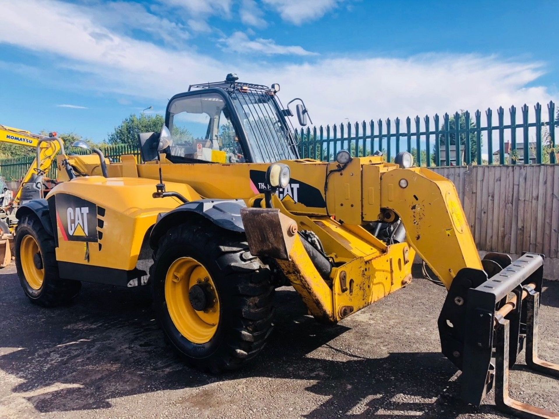 CAT TH414 Telehandler - Image 3 of 12