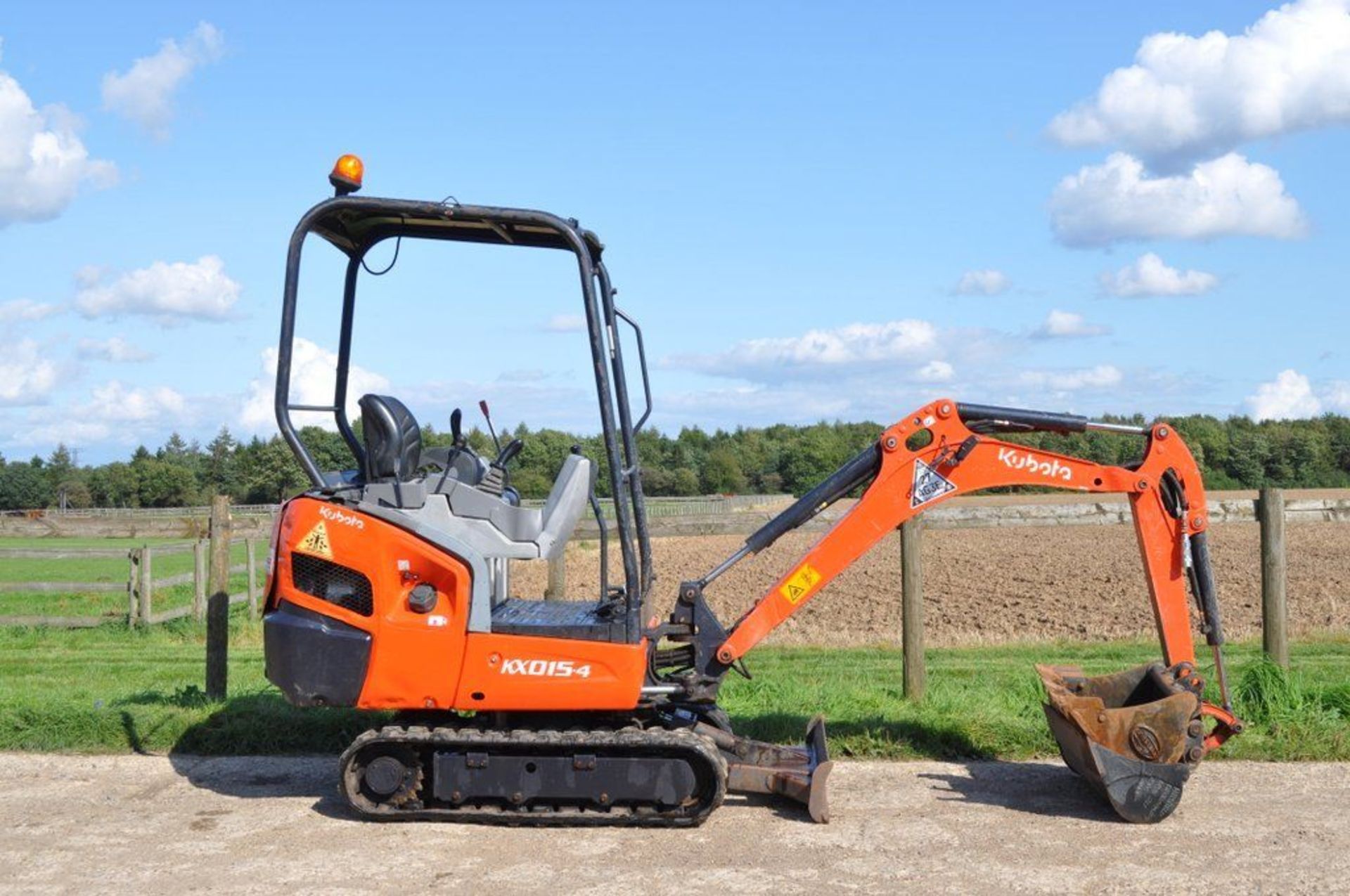 Kubota KX015-4 Mini Excavator - Image 3 of 22