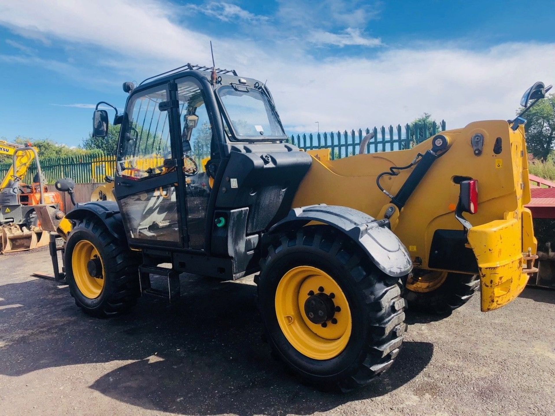 CAT TH414 Telehandler - Image 5 of 12