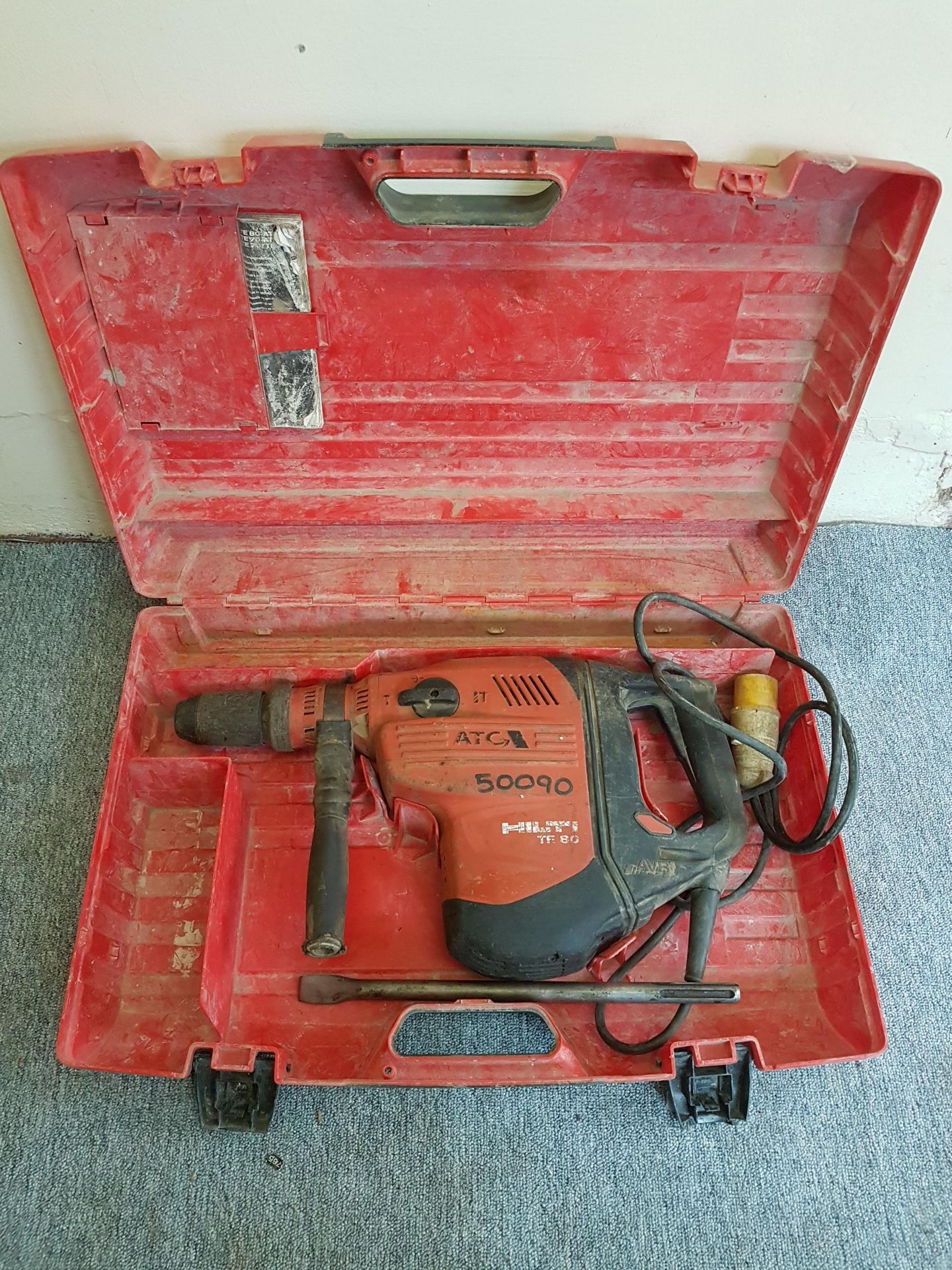 Hilti TE 80 SDS Hammer Drill / Breaker with Chisel 110v in Box - Tested / In Working Order