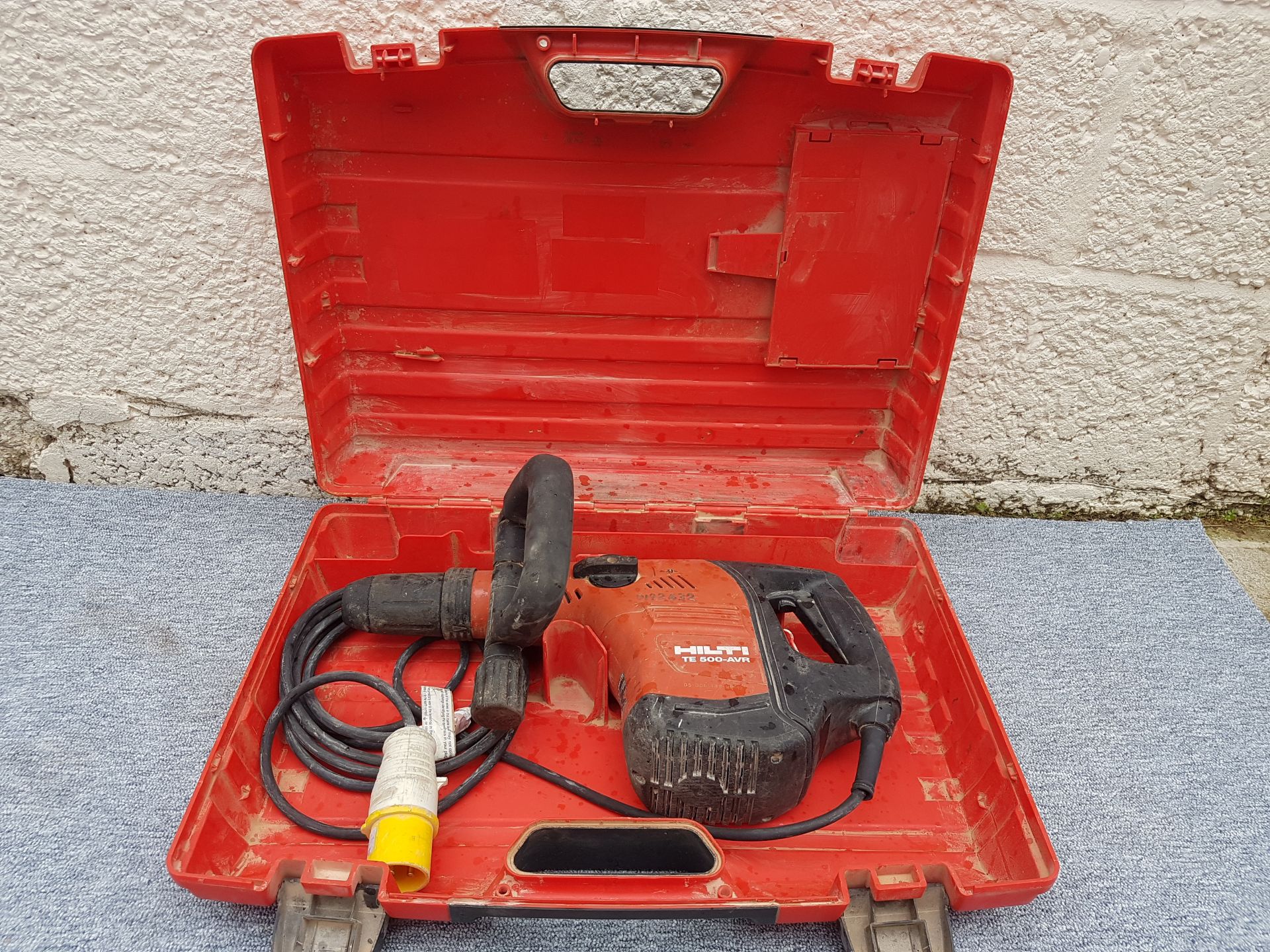 Hilti TE 500 AVR SDS Lightweight Breaker with Chisel 110v in Box - Tested / In Working Order