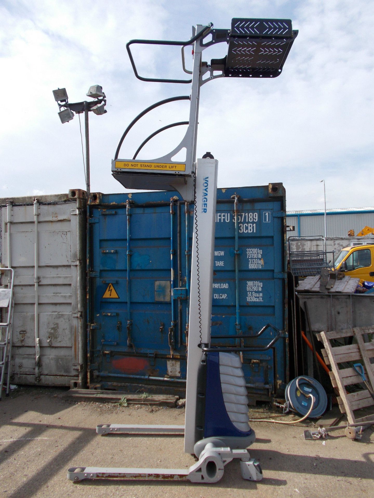 Advanced Handling Voyager Access Platform Scissor Lift Cherry Picker - Image 8 of 8