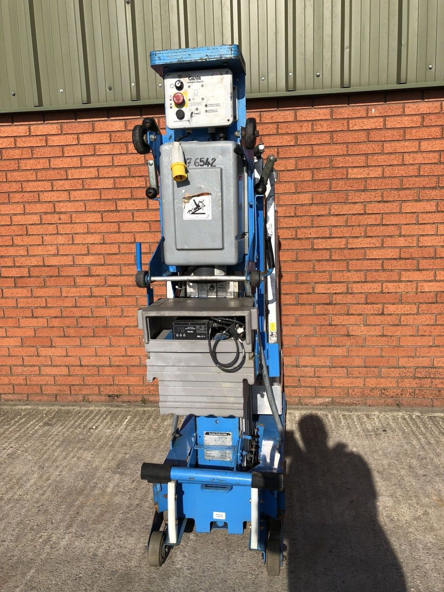 GENIE AWP30S Access Platform Cherry Picker scissor Lift - Image 8 of 9