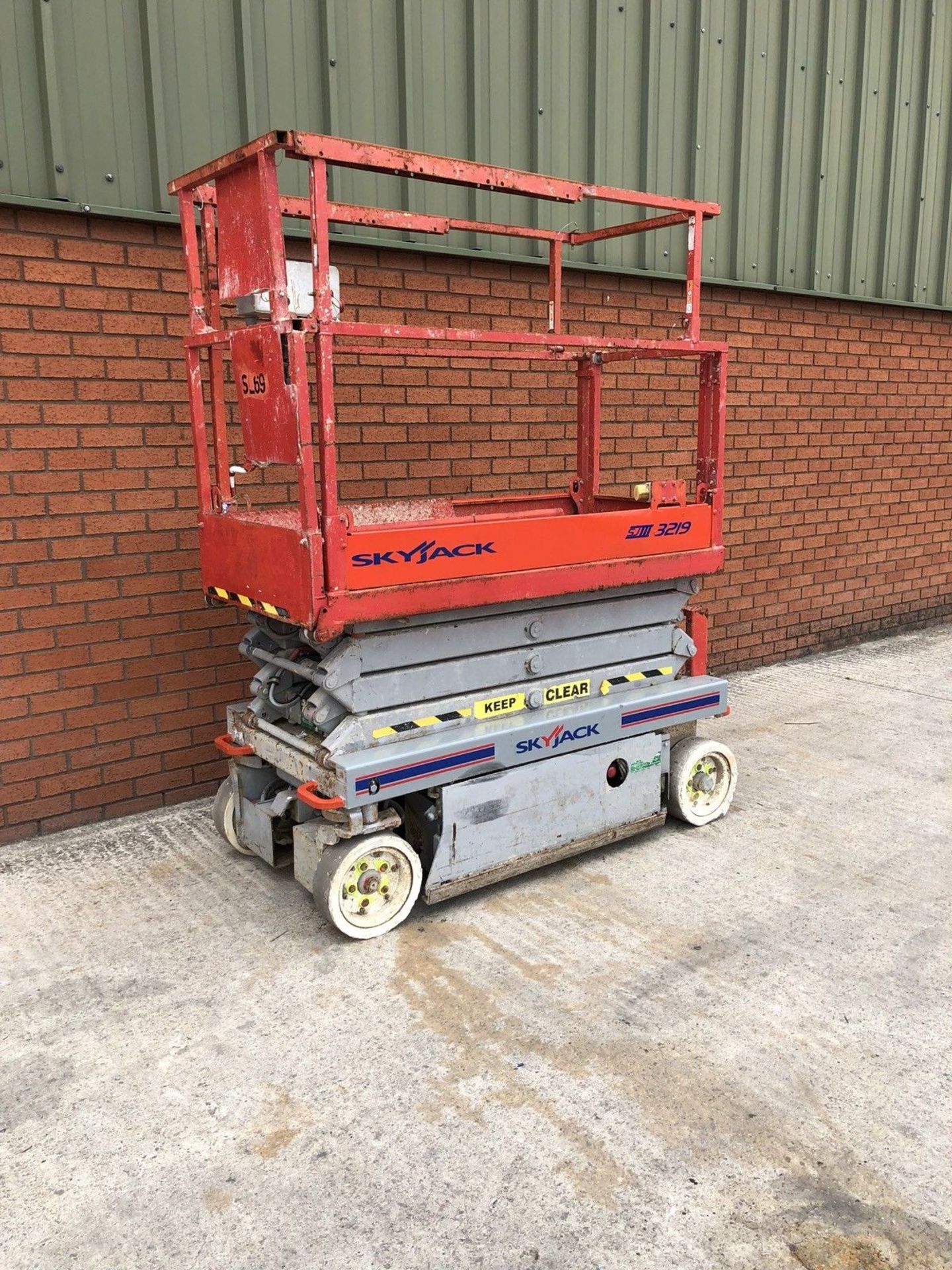 2007 Skyjack SJ3219 Scissor Lift Cherry Picker