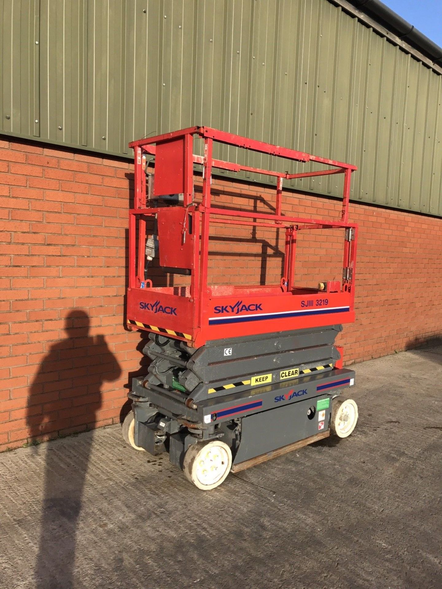 2007 Skyjack SJ3219 Scissor Lift Cherry Picker