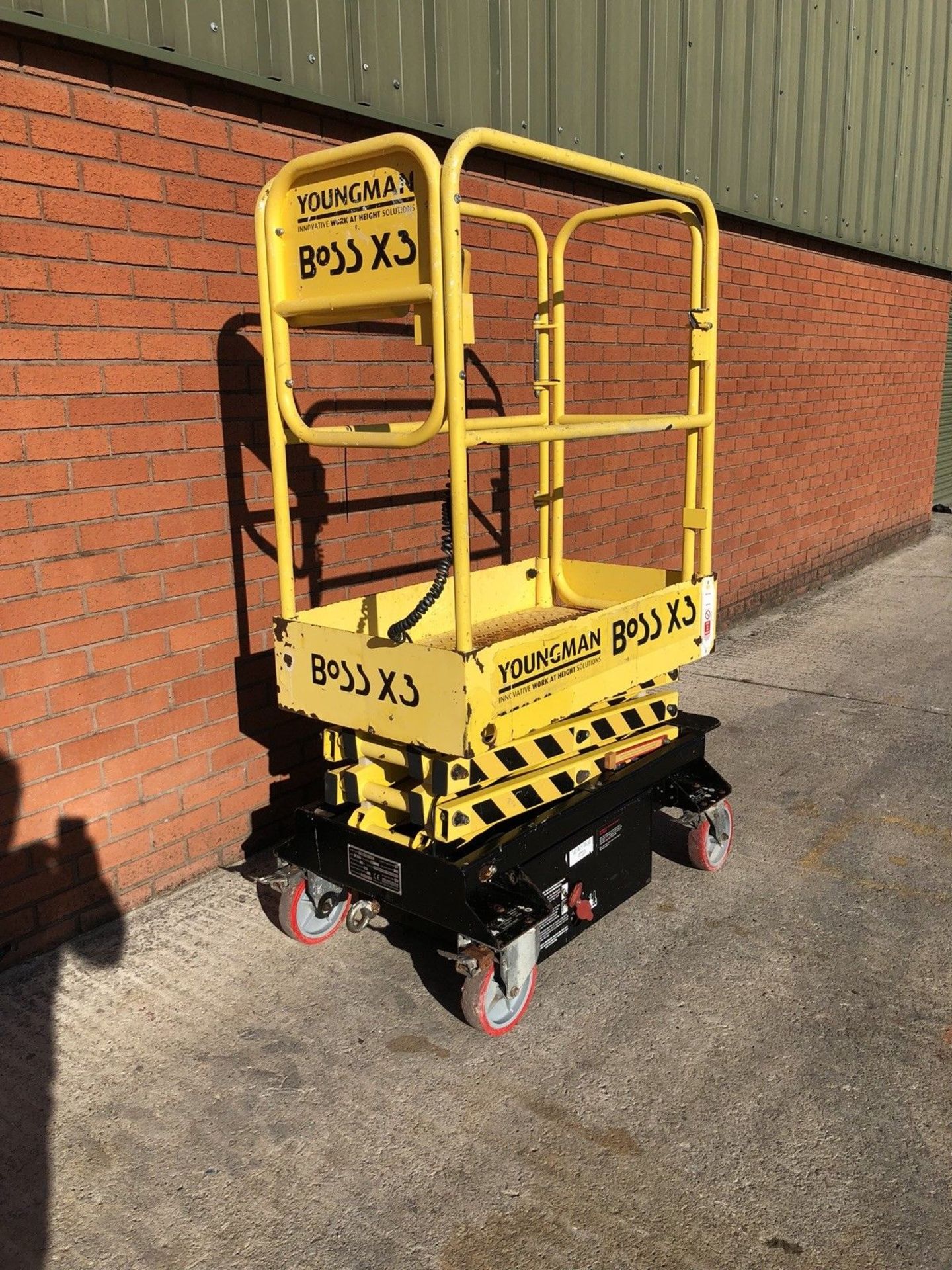 YOUNGMAN BOSS X3 Access Platform Cherry Picker Scissor Lift