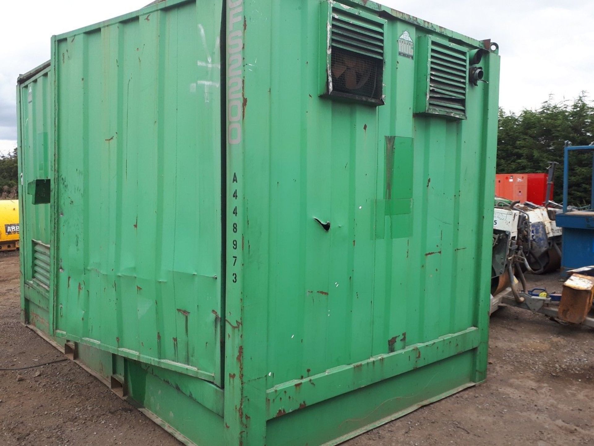 14FT x 8FT STEEL STORAGE SHIPPING CONTAINER - Image 3 of 5