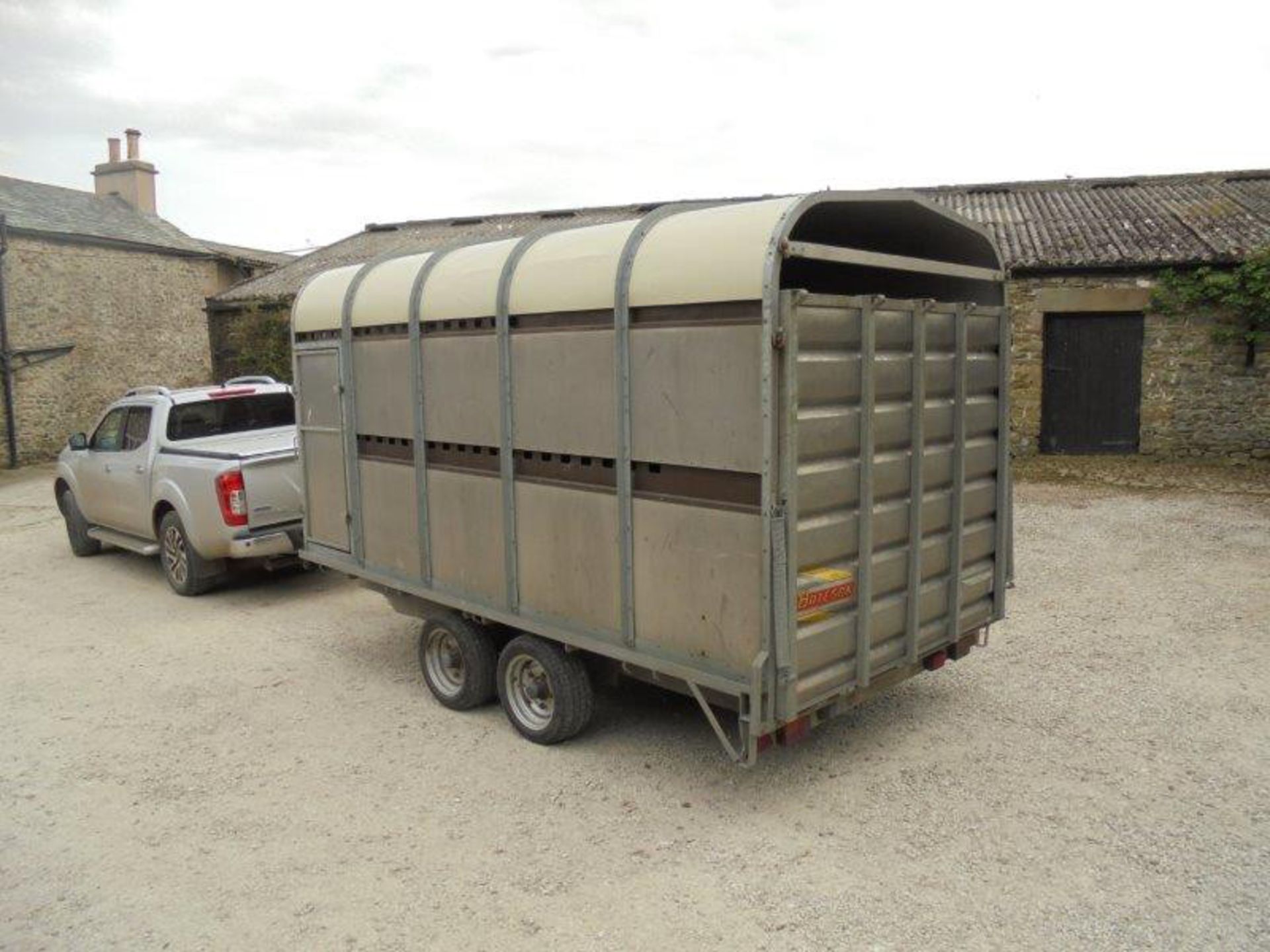 2009 Bateson 60LT livestock trailer c/w sheep decks - Image 3 of 12