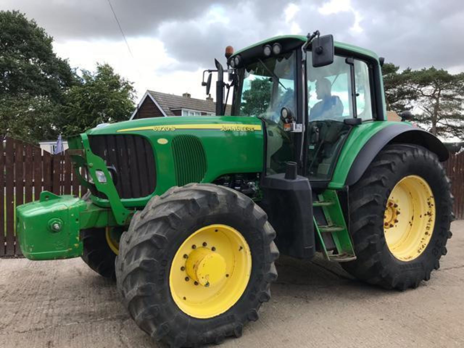 JOHN DEERE 6920S 4X4 TRACTOR 50K ON AIR