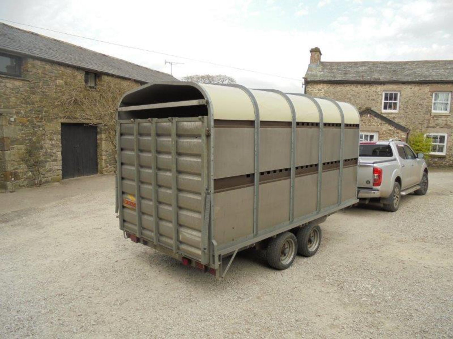 2009 Bateson 60LT livestock trailer c/w sheep decks - Image 5 of 12