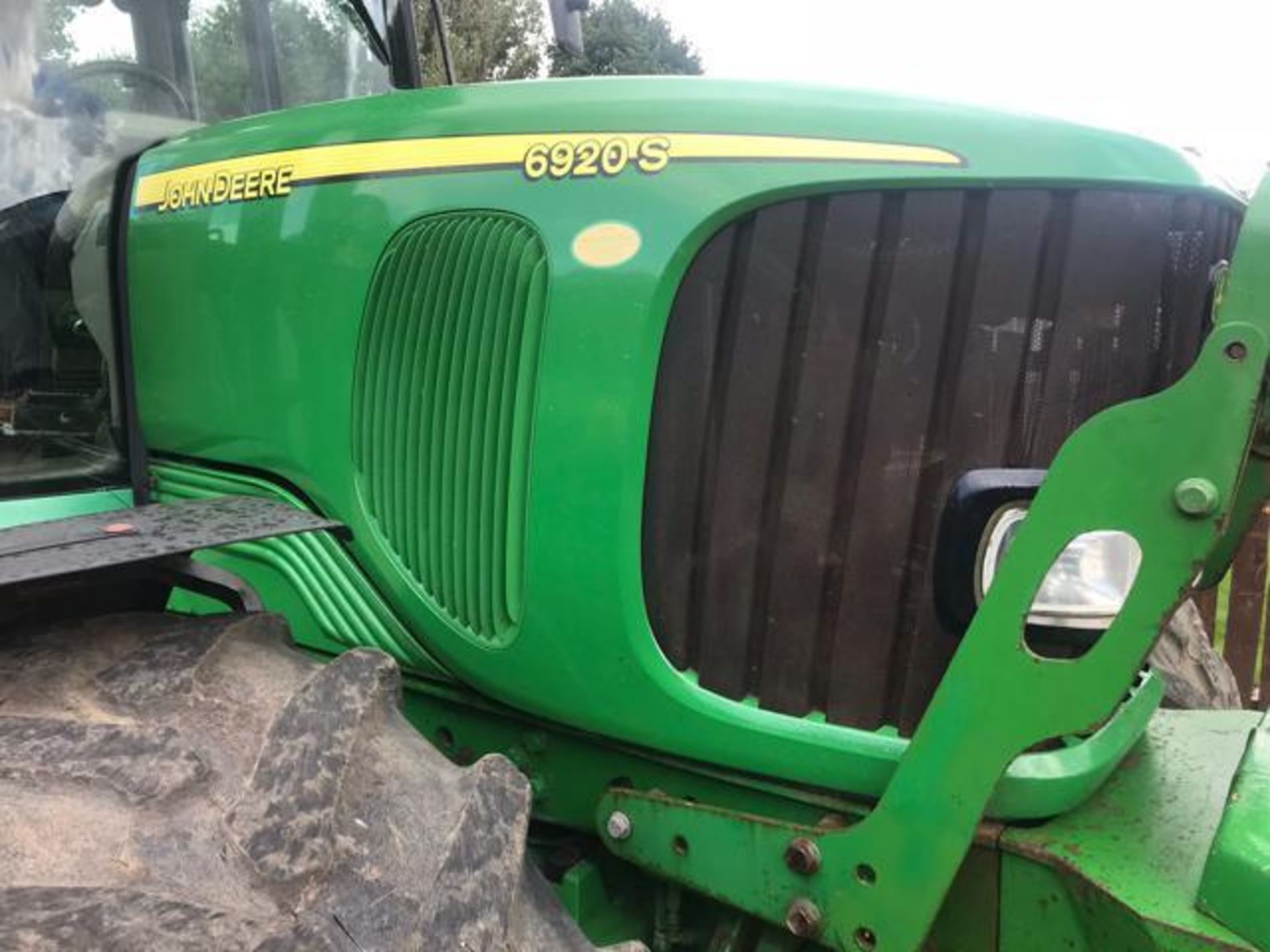 JOHN DEERE 6920S 4X4 TRACTOR 50K ON AIR - Image 3 of 11