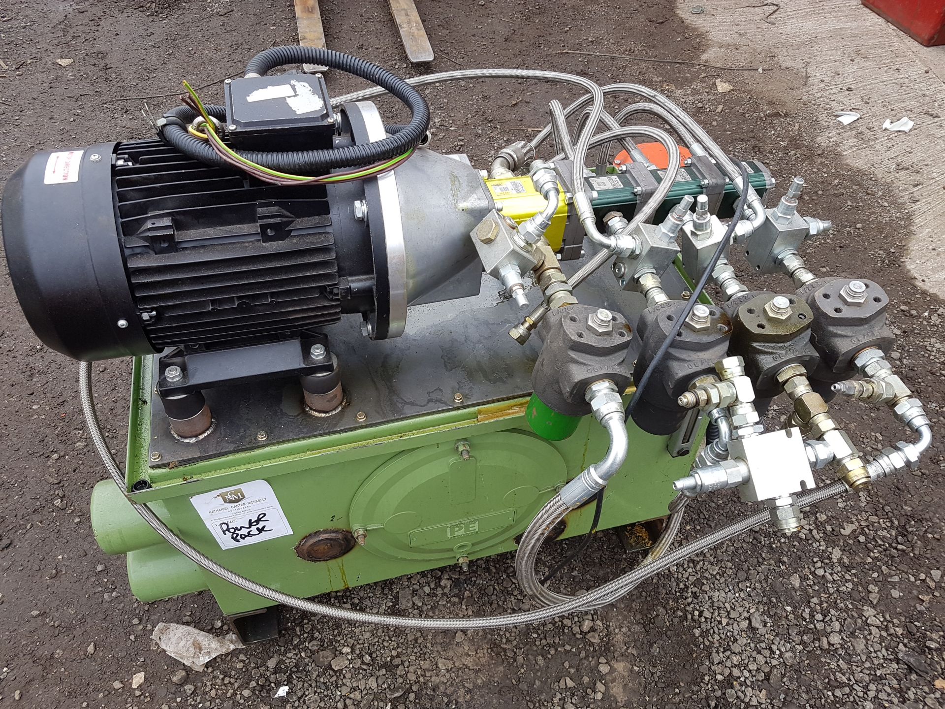 Hydraulic Power Pack with Large reservoir and cooling Jacket fitted - Image 3 of 11