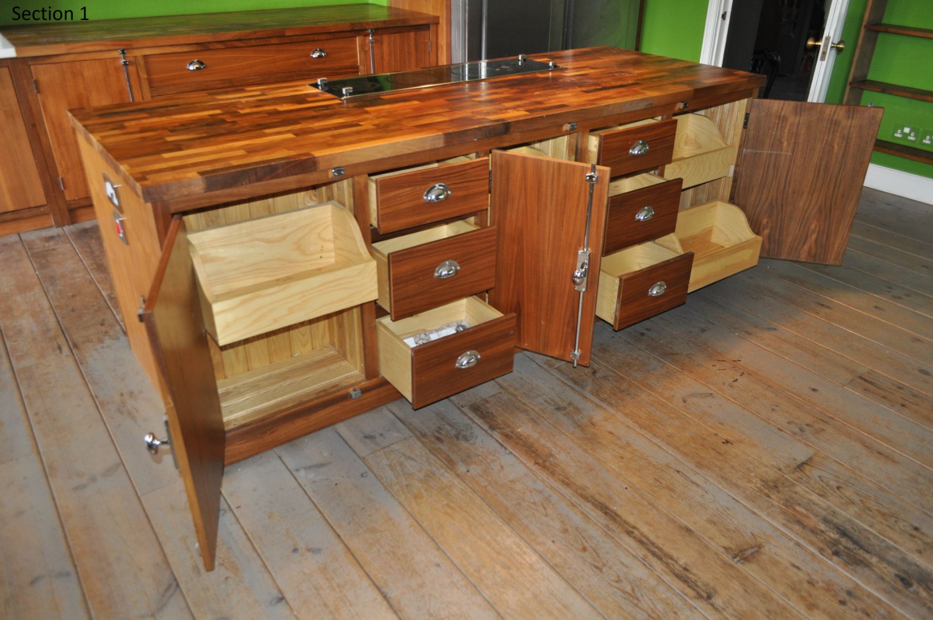 Bespoke Stunning Solid Wood Kitchen - Image 5 of 17