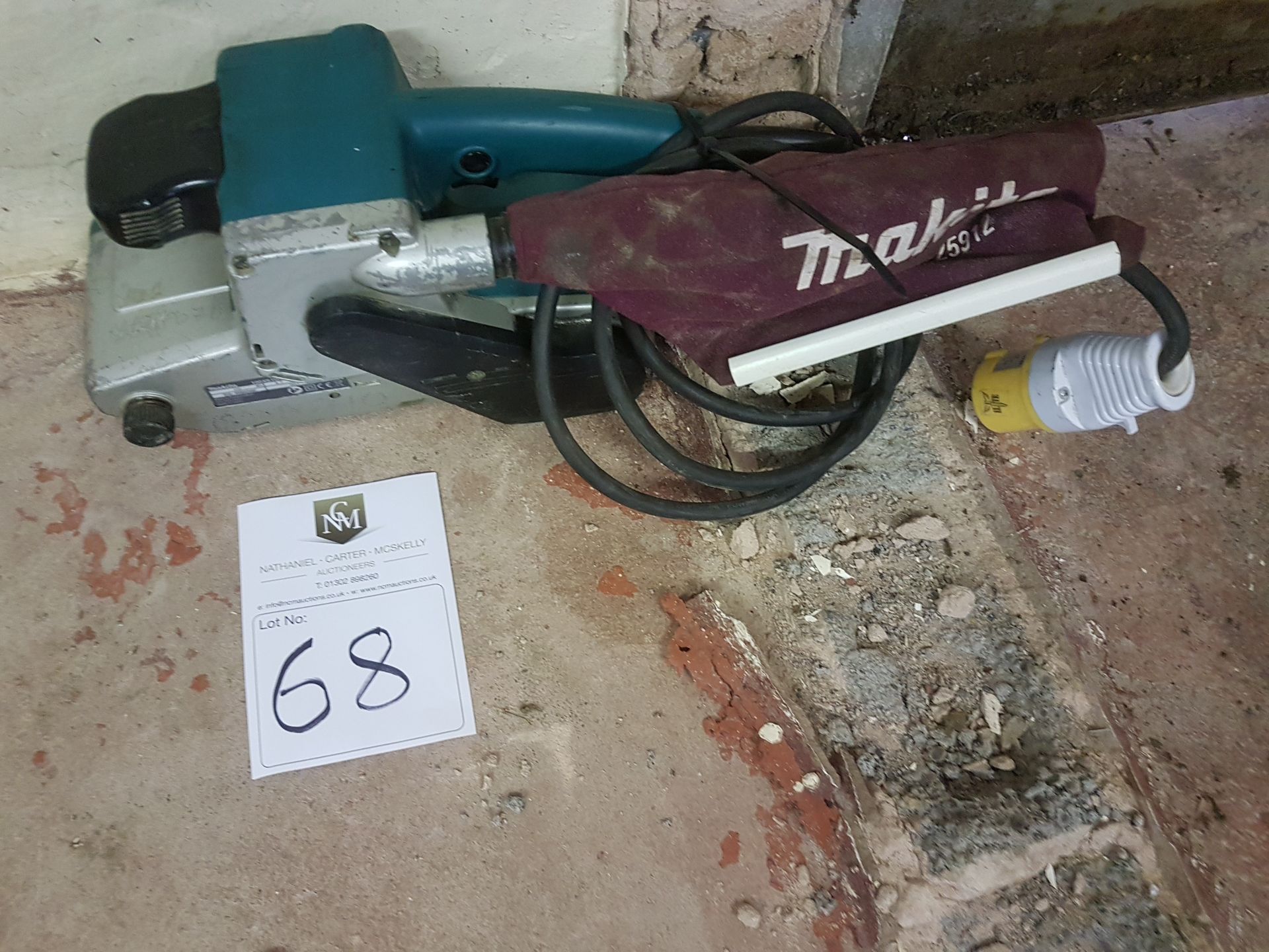 Makita Belt Sander 110v - Tested / in working order